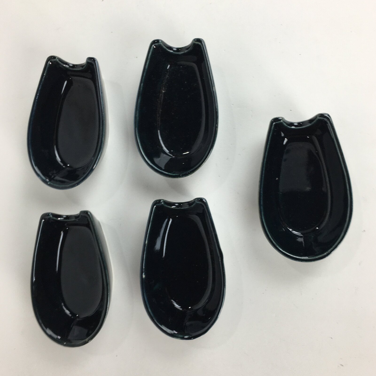 Japanese Porcelain Renge Spoon 5pc Set Vtg White Spoon Black Spoon Stand PP510