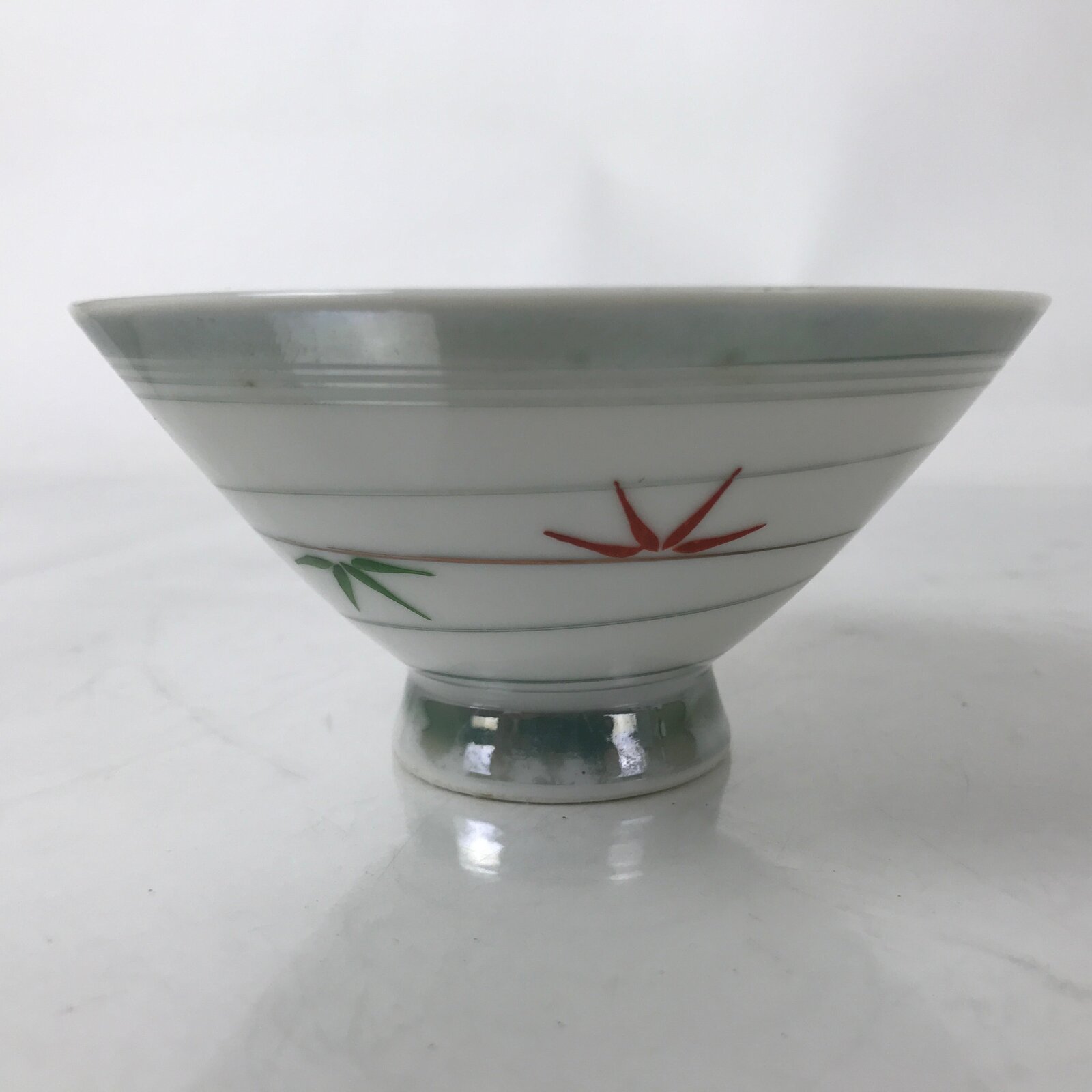 Japanese Porcelain Rice Bowl Owan Vtg Kobachi White Bamboo Leaf Line Stream Y279