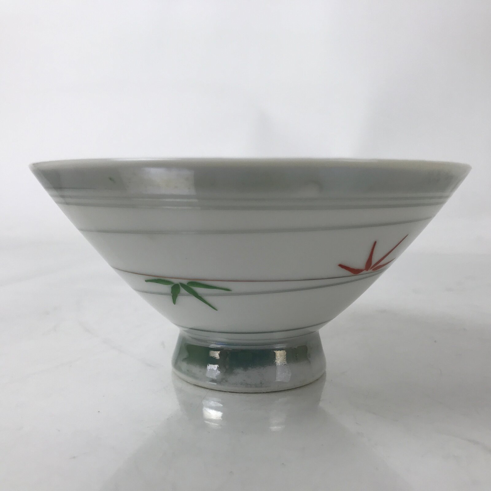 Japanese Porcelain Rice Bowl Owan Vtg Kobachi White Bamboo Leaf Line Stream Y279