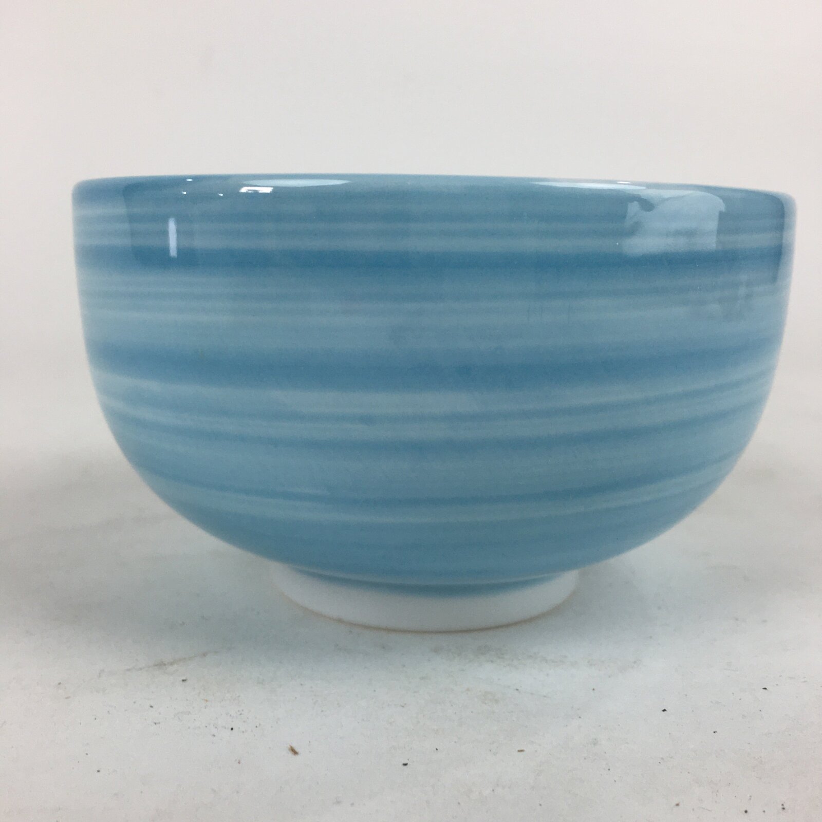 Japanese Porcelain Rice Bowl Vtg Chawan Boxed Pottery Light Blue White PX605