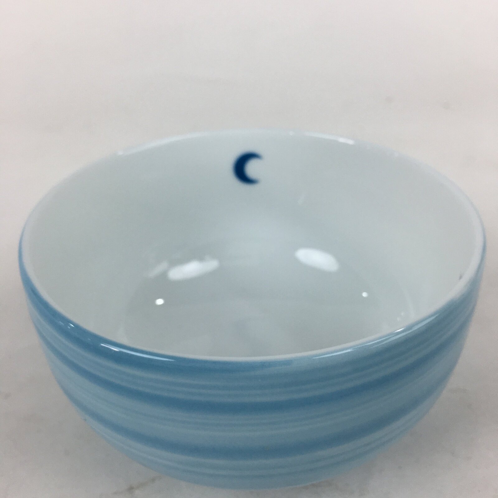 Japanese Porcelain Rice Bowl Vtg Chawan Boxed Pottery Light Blue White PX605