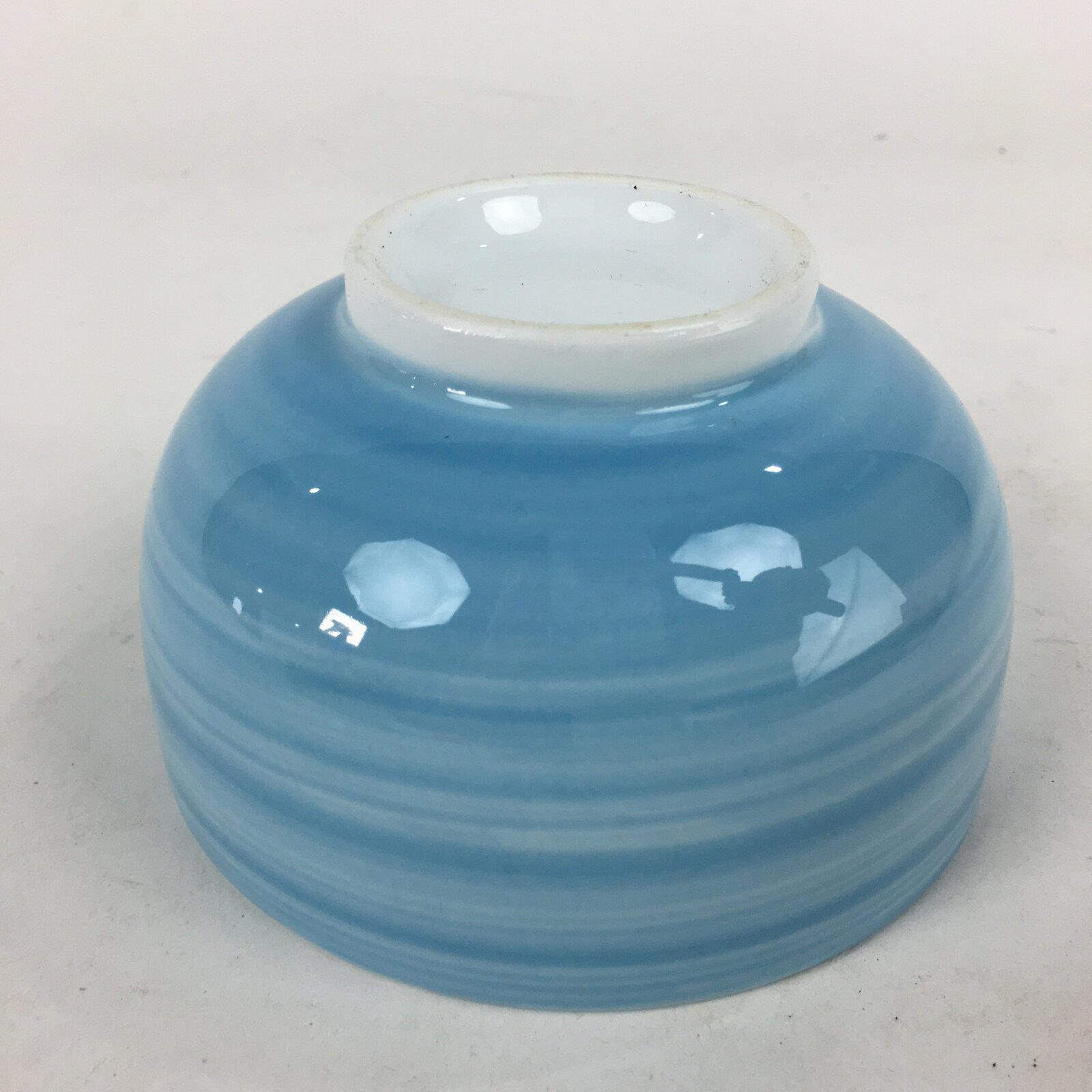 Japanese Porcelain Rice Bowl Vtg Chawan Boxed Pottery Light Blue White PX605