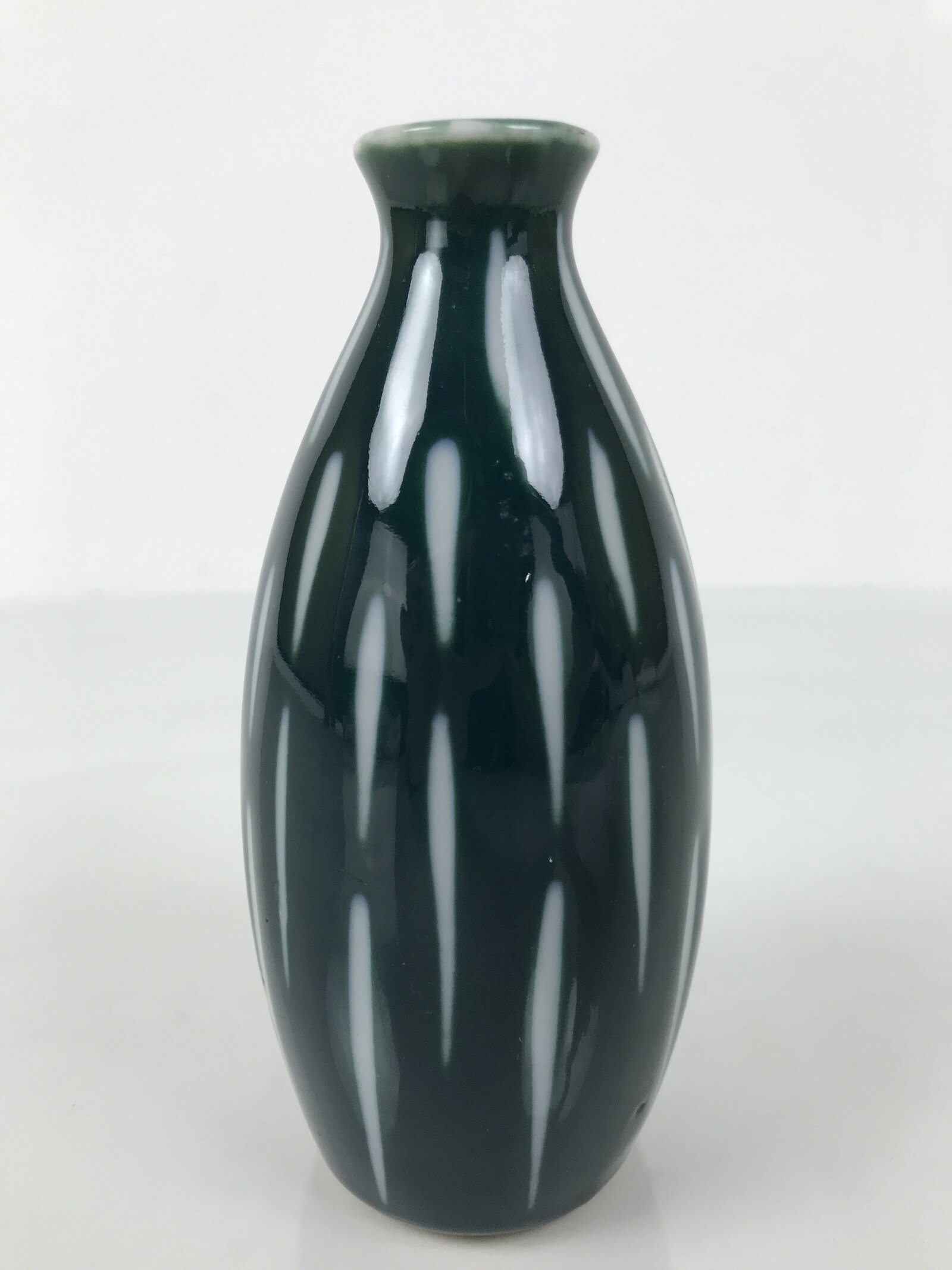 Japanese Porcelain Sake Bottle Tokkuri Vtg Ichi-Go Navy Blue White Lines TS891