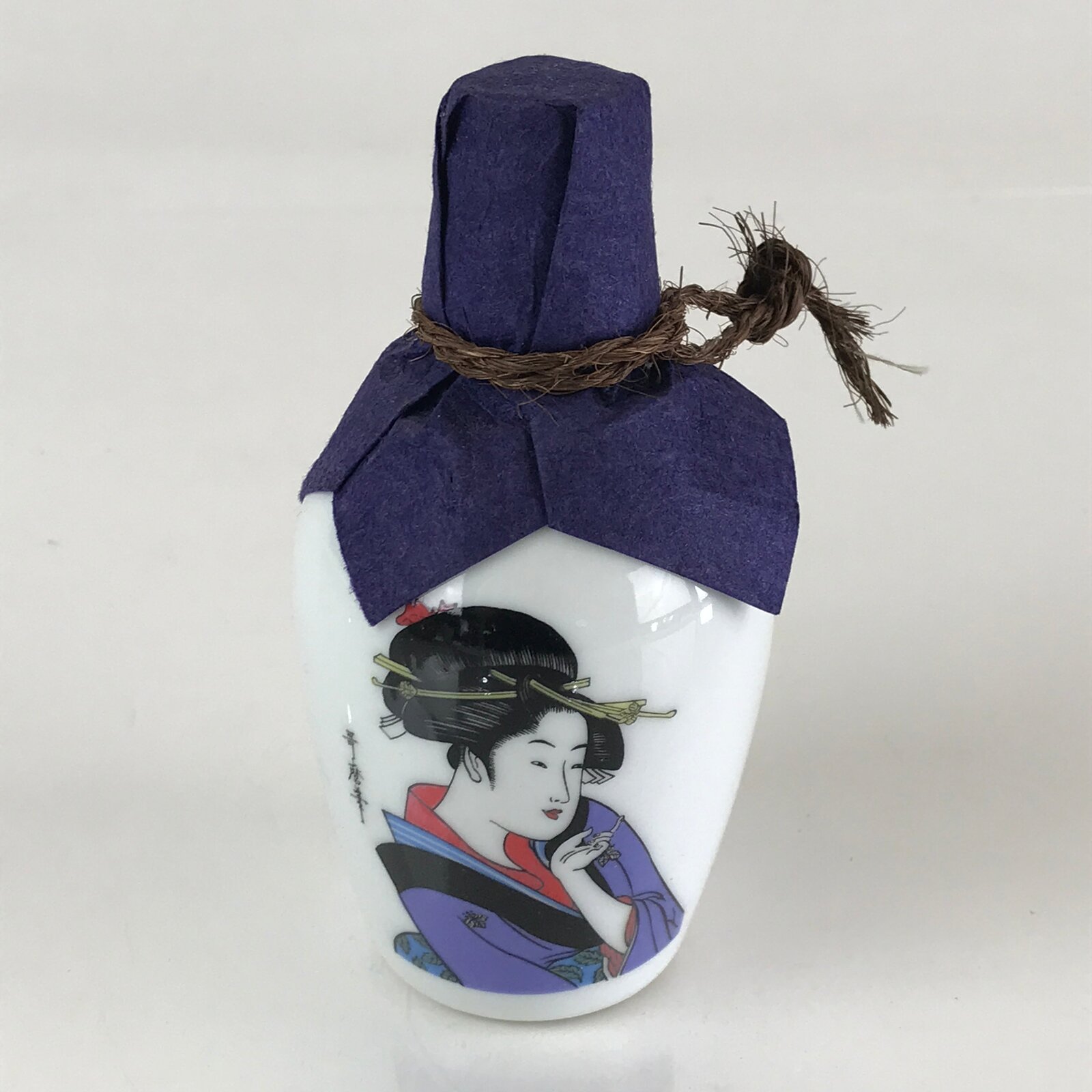 Japanese Porcelain Sake Bottle Vtg Pottery Ukiyo-e Geisha Tokkuri White TS466