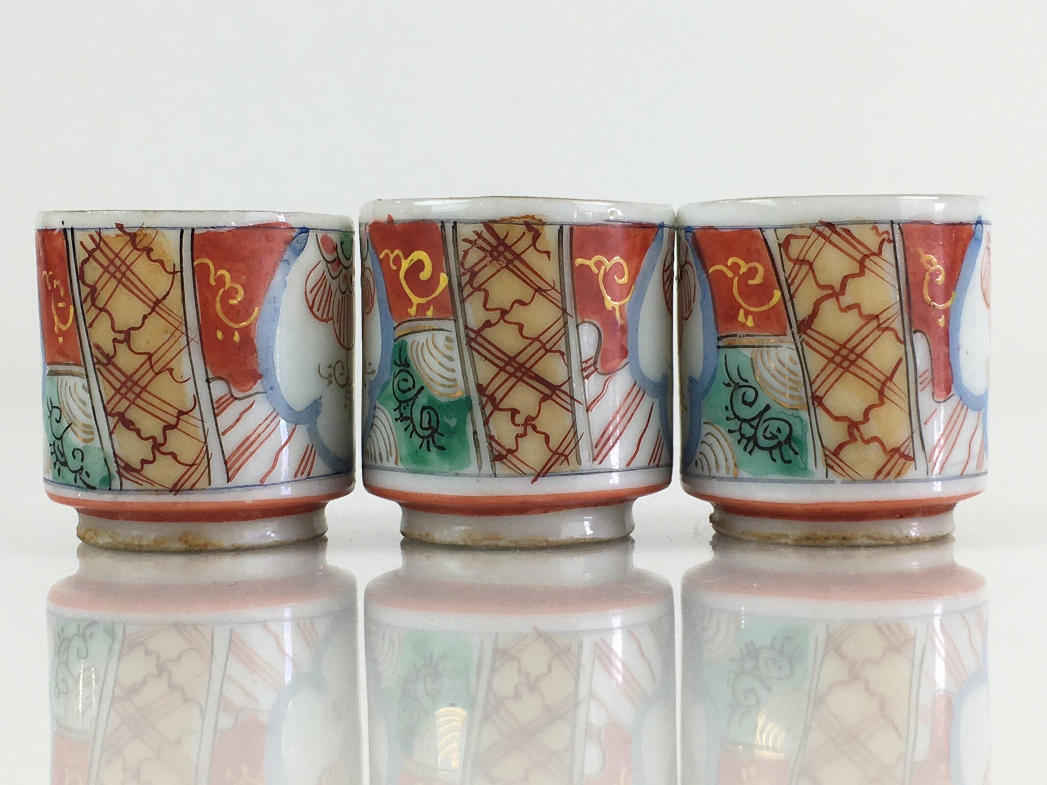 Japanese Porcelain Sake Cup 3pc Set Vtg Sakezuki Ochoko Guinomi PY131