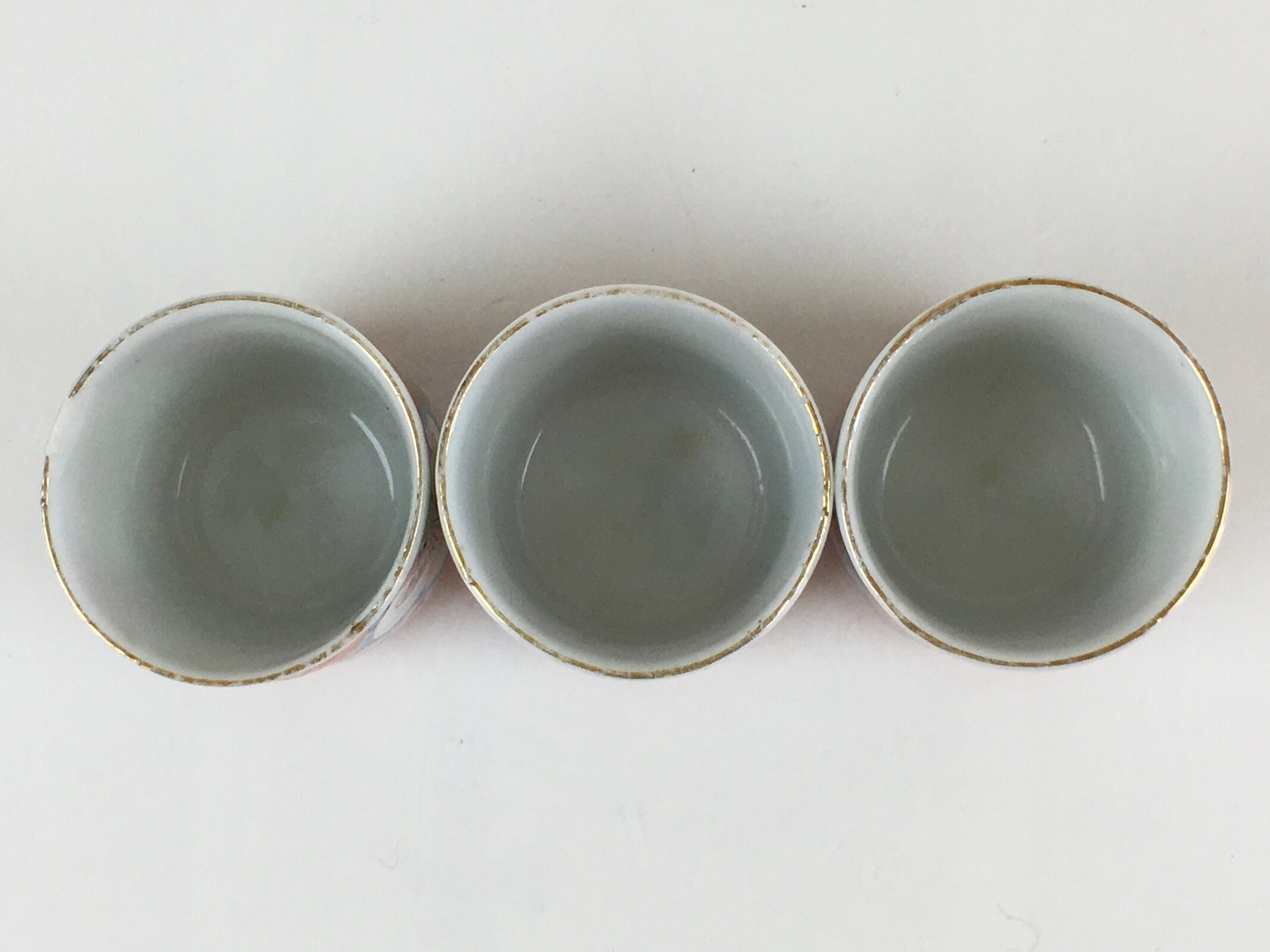 Japanese Porcelain Sake Cup 3pc Set Vtg Sakezuki Ochoko Guinomi PY131