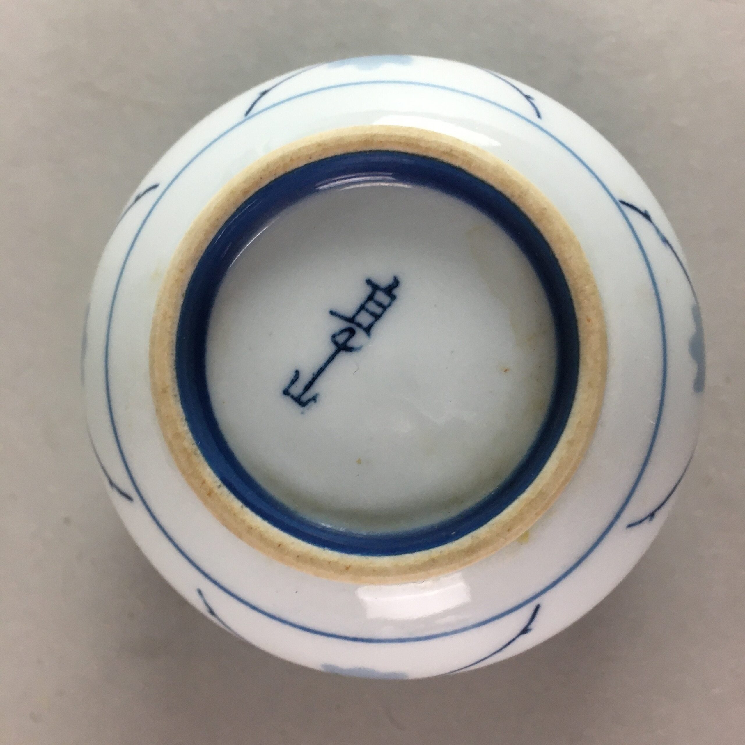 Japanese Porcelain Sake Cup Vtg Guinomi Sakazuki Blue White Sometsuke GU665