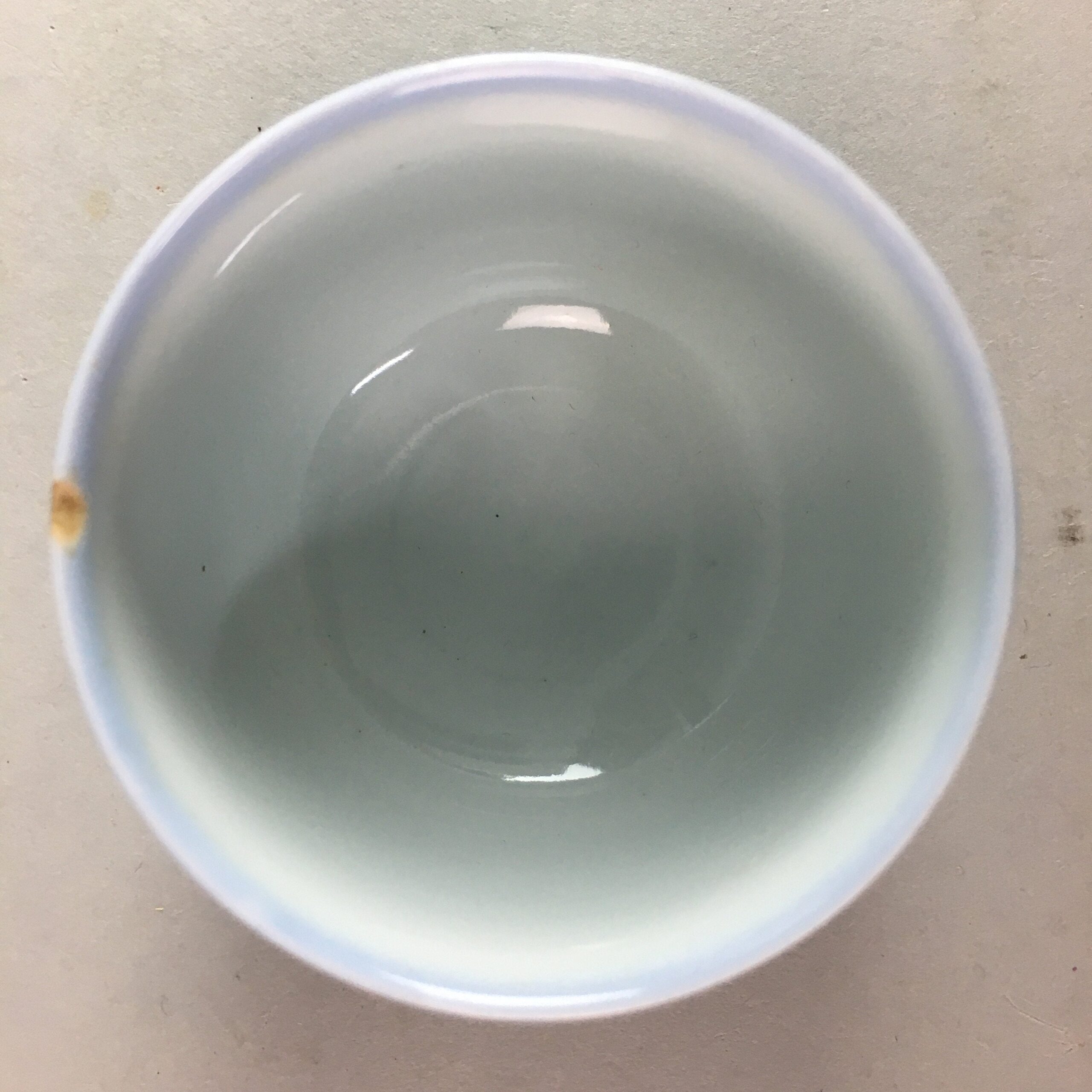 Japanese Porcelain Sake Cup Vtg Guinomi Sakazuki Blue White Sometsuke GU665