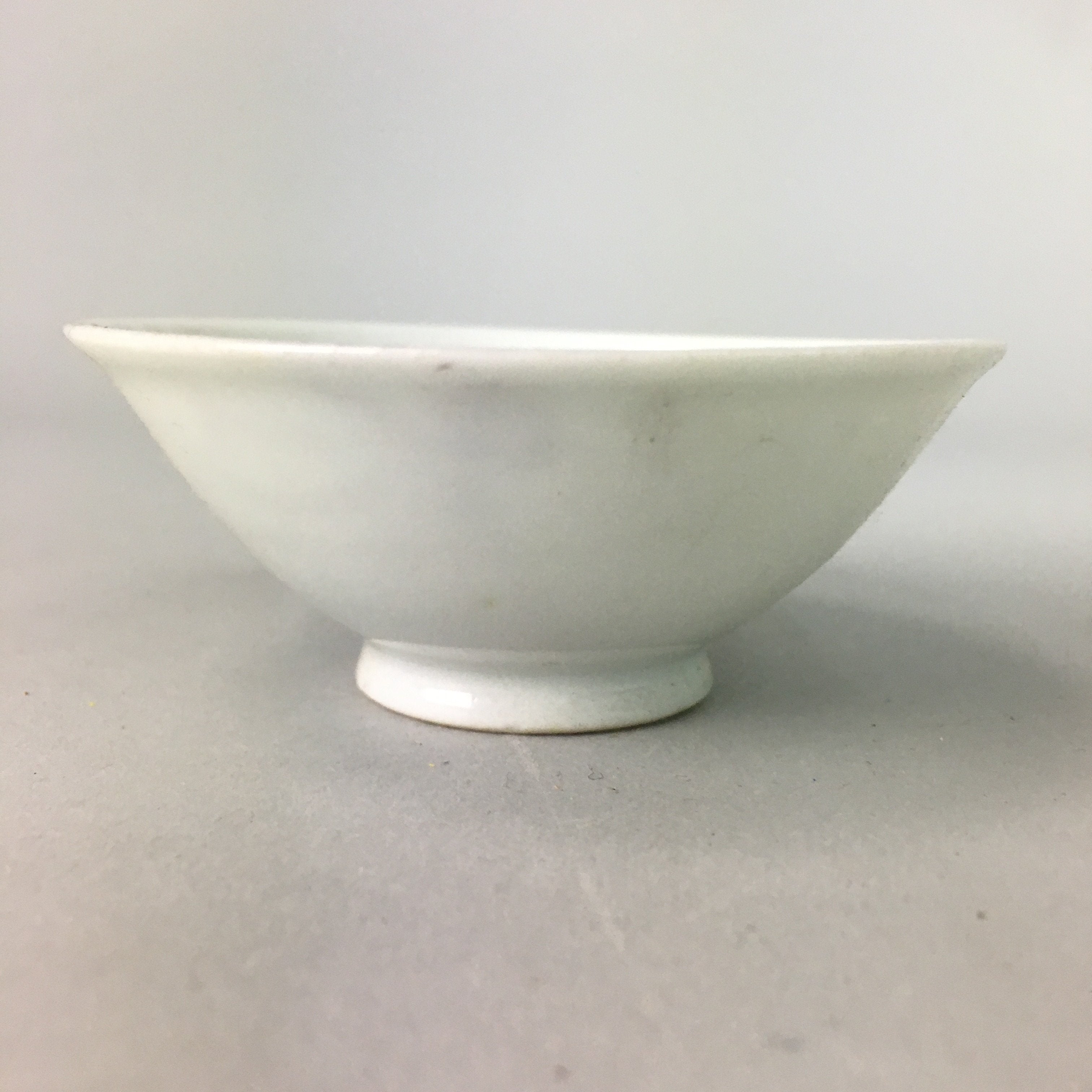 Japanese Porcelain Sake Cup Vtg Guinomi Sakazuki Folding Fan Design GU450