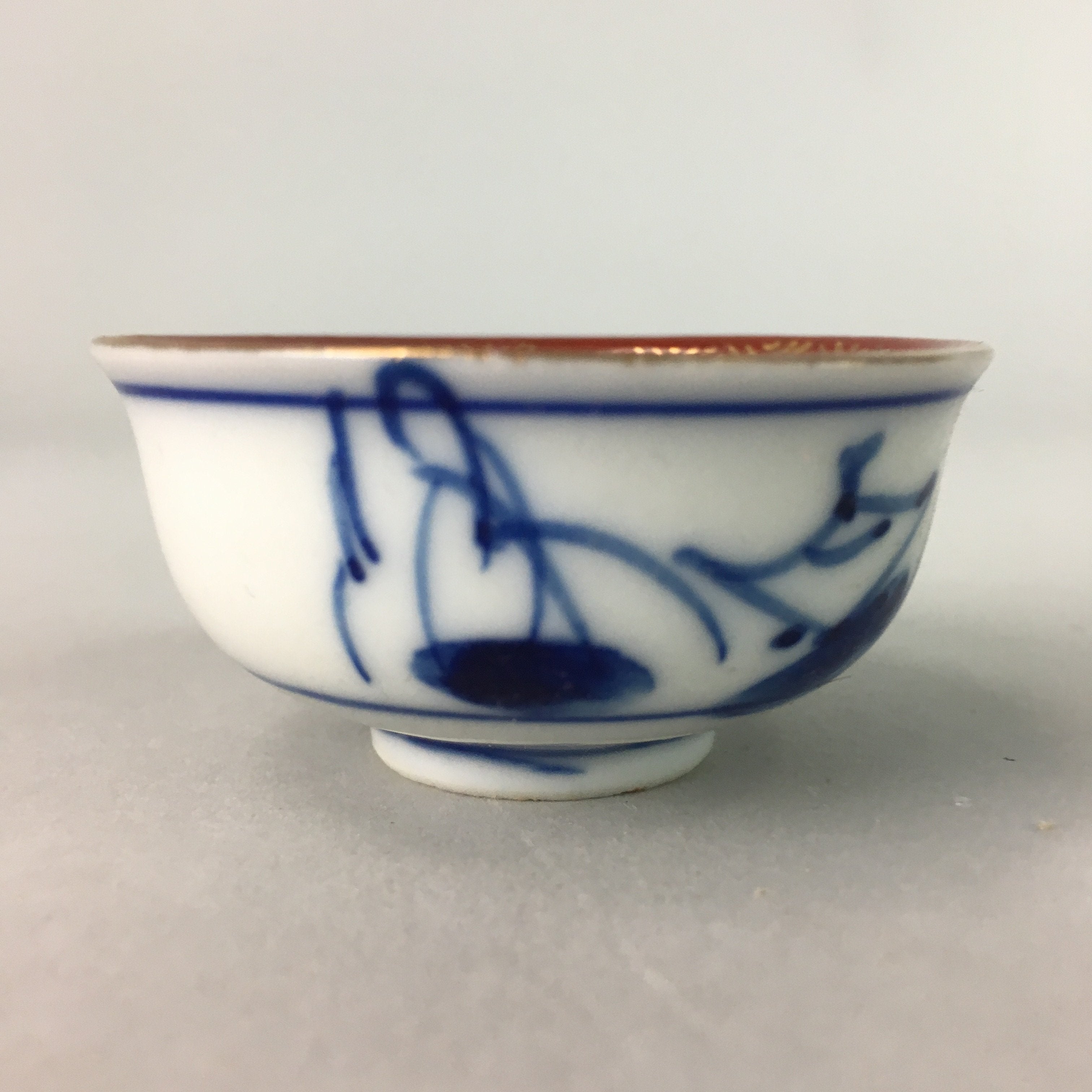 Japanese Porcelain Sake Cup Vtg Guinomi Sakazuki Sometsuke Gold Color GU435