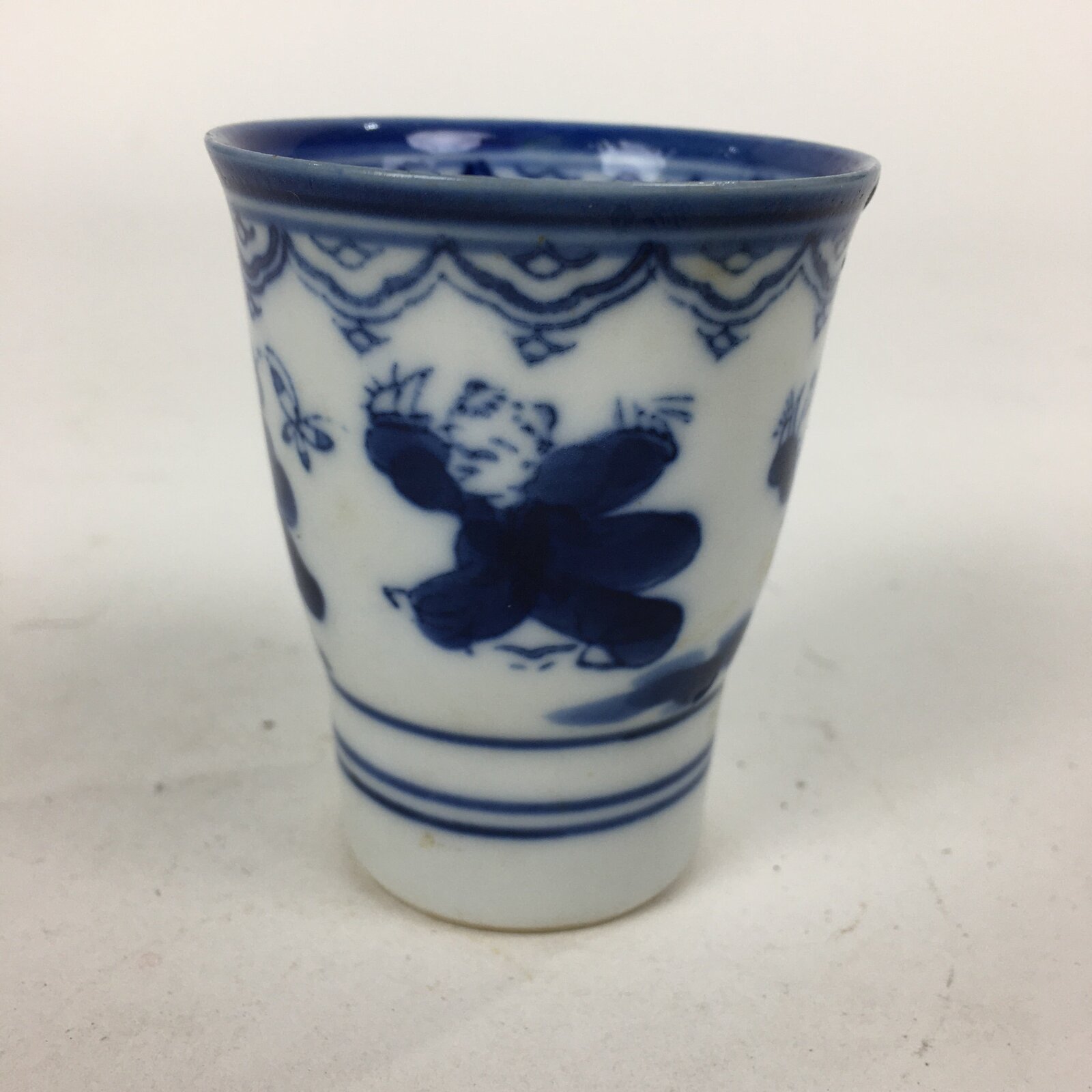 Japanese Porcelain Sake Cup Vtg Sometsuke Blue Children Guinomi Ochoko G8