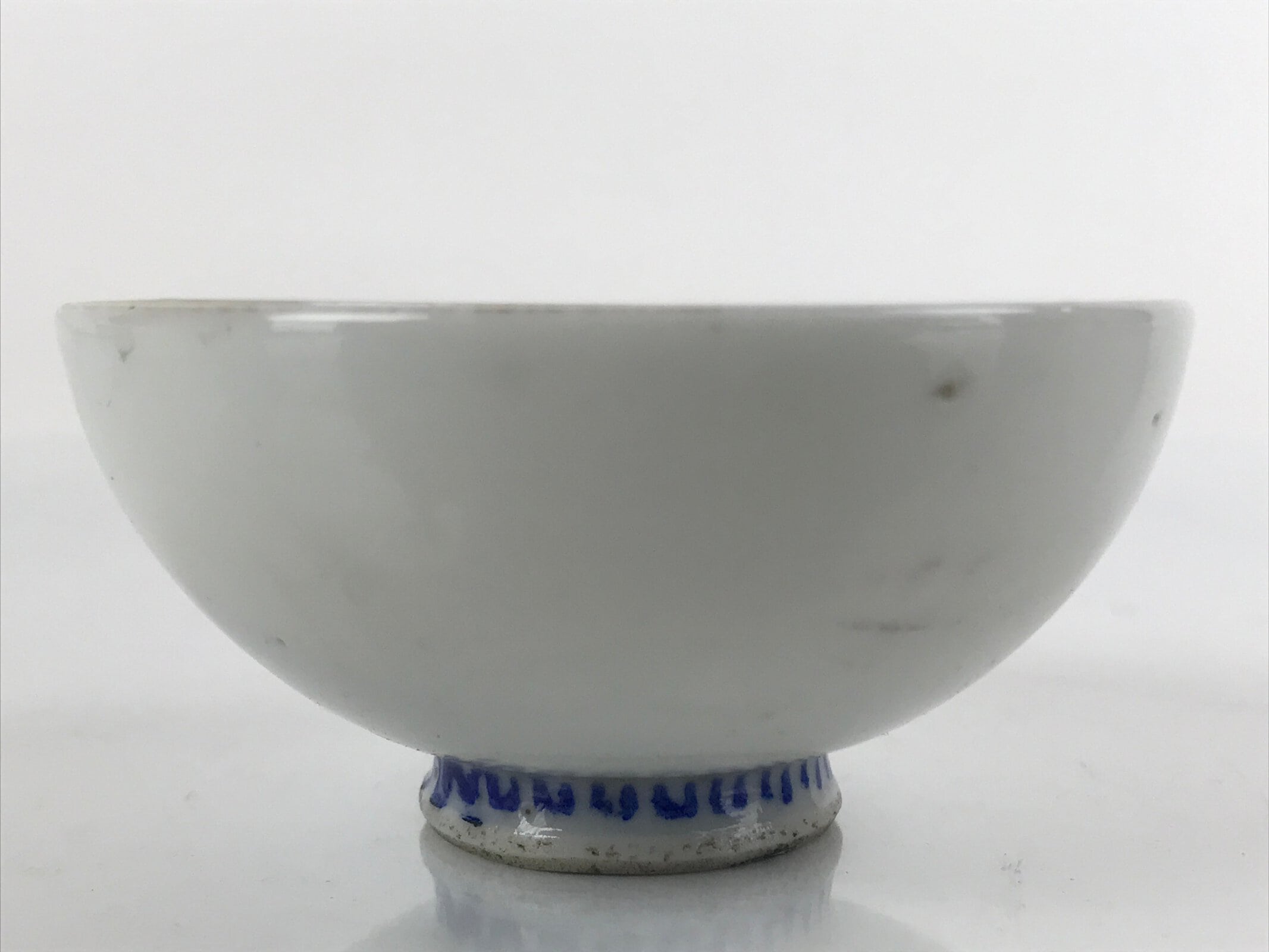 Japanese Porcelain Sake Cup Vtg Wan Ochoko Guinomi Daruma Daishi Purple G199