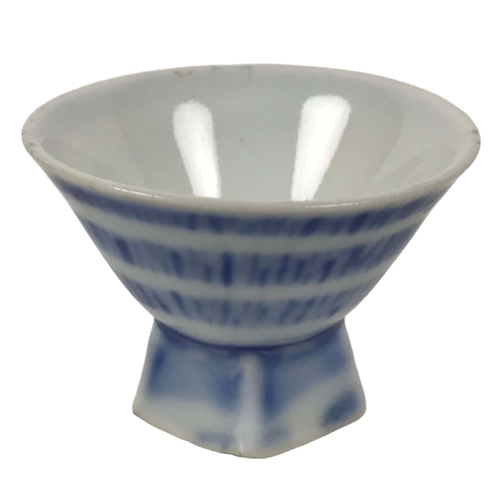 Japanese Porcelain Sake Cup Vtg Wan Ochoko Guinomi Sometsuke Blue Stripe G310