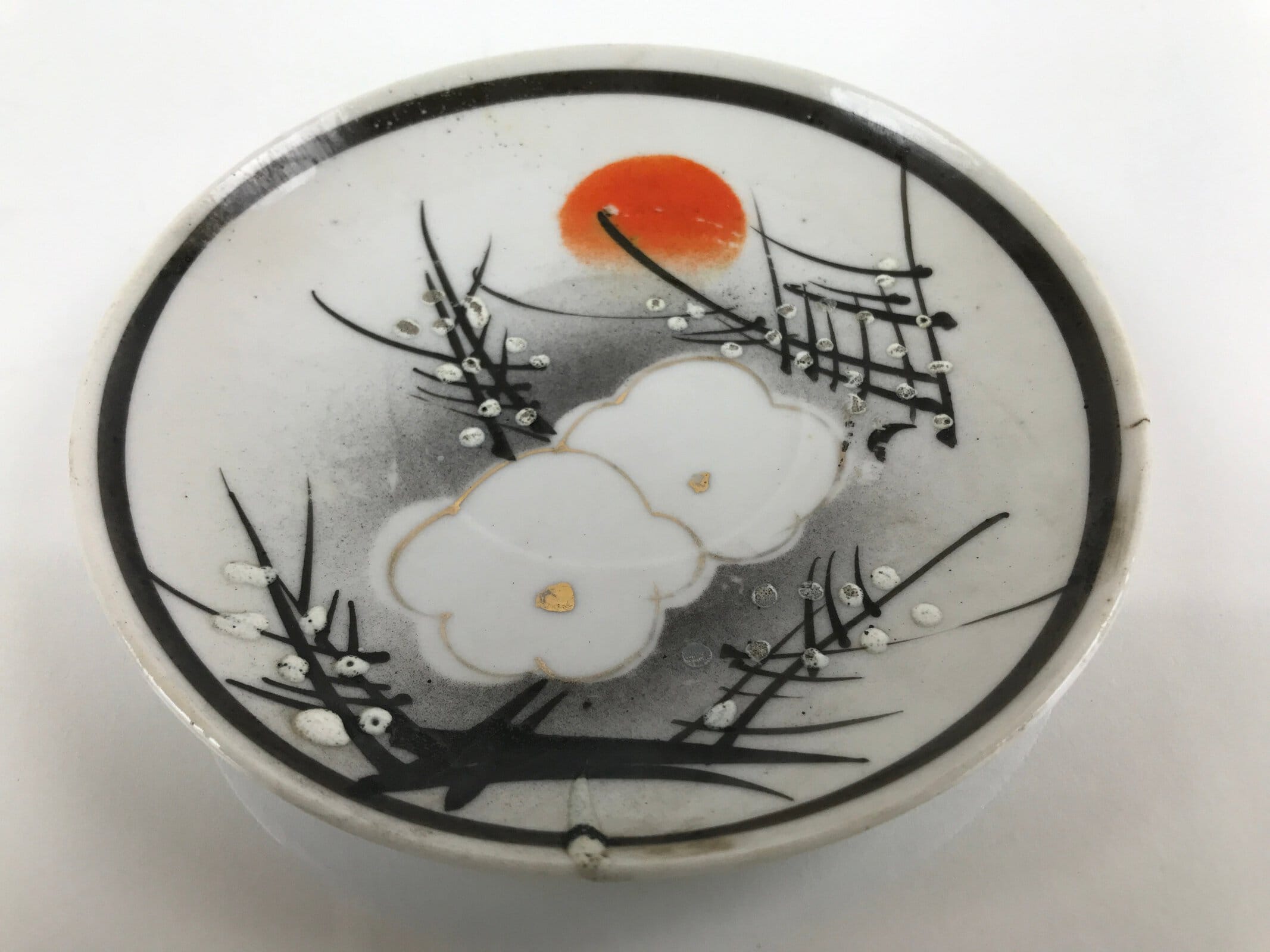 Japanese Porcelain Small Plate Kozara Vtg Plum Blossom Sun Black White PY689