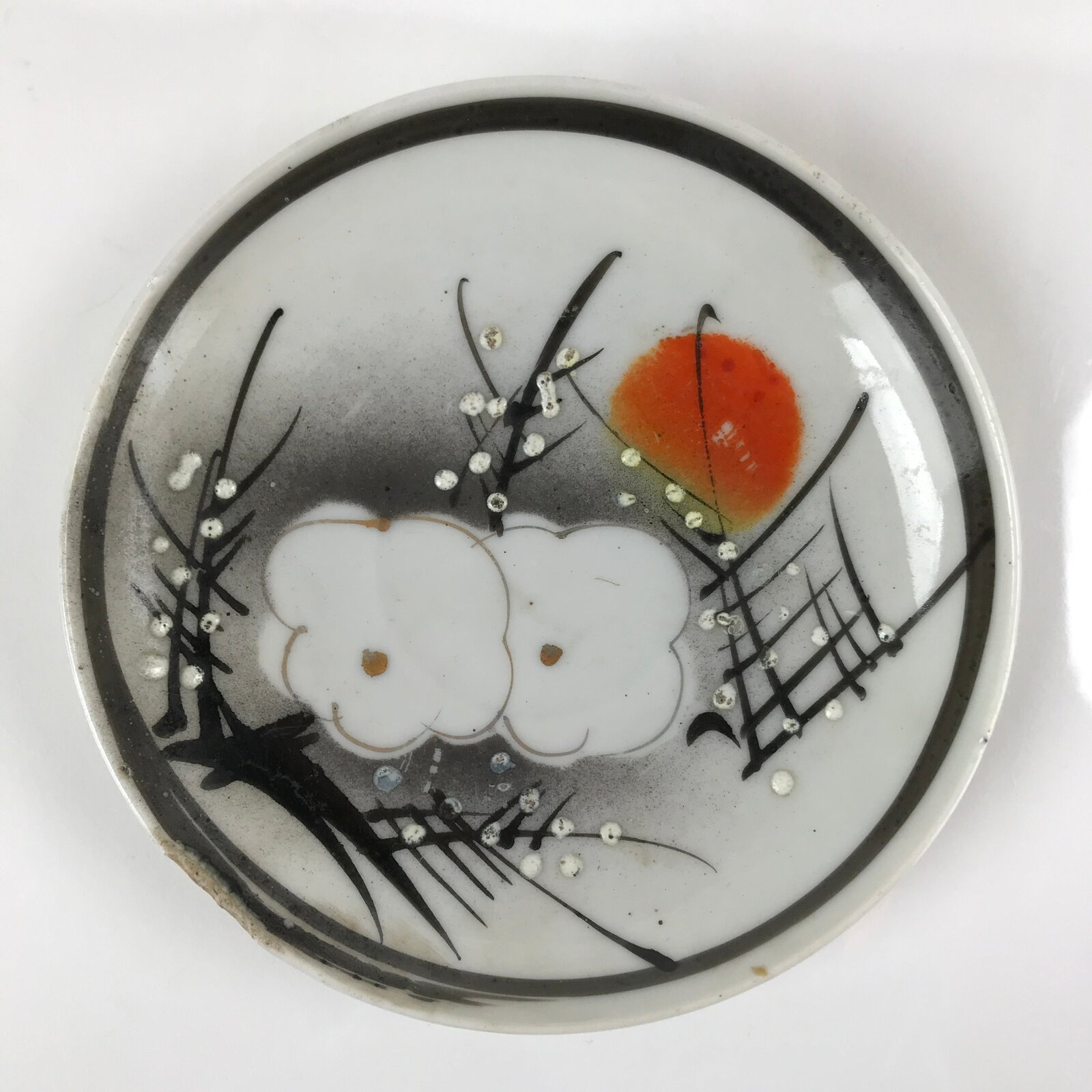 Japanese Porcelain Small Plate Kozara Vtg Plum Blossom Sun Black White PY690