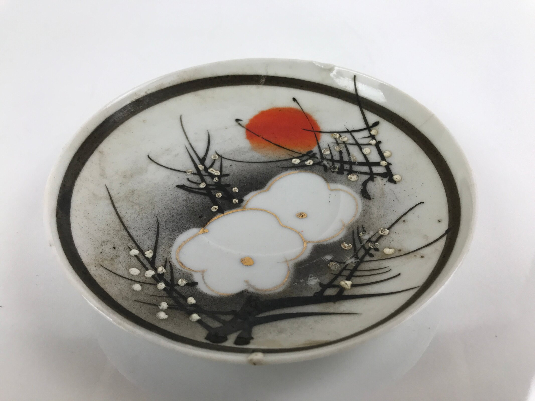 Japanese Porcelain Small Plate Kozara Vtg Plum Blossom Sun Black White PY691
