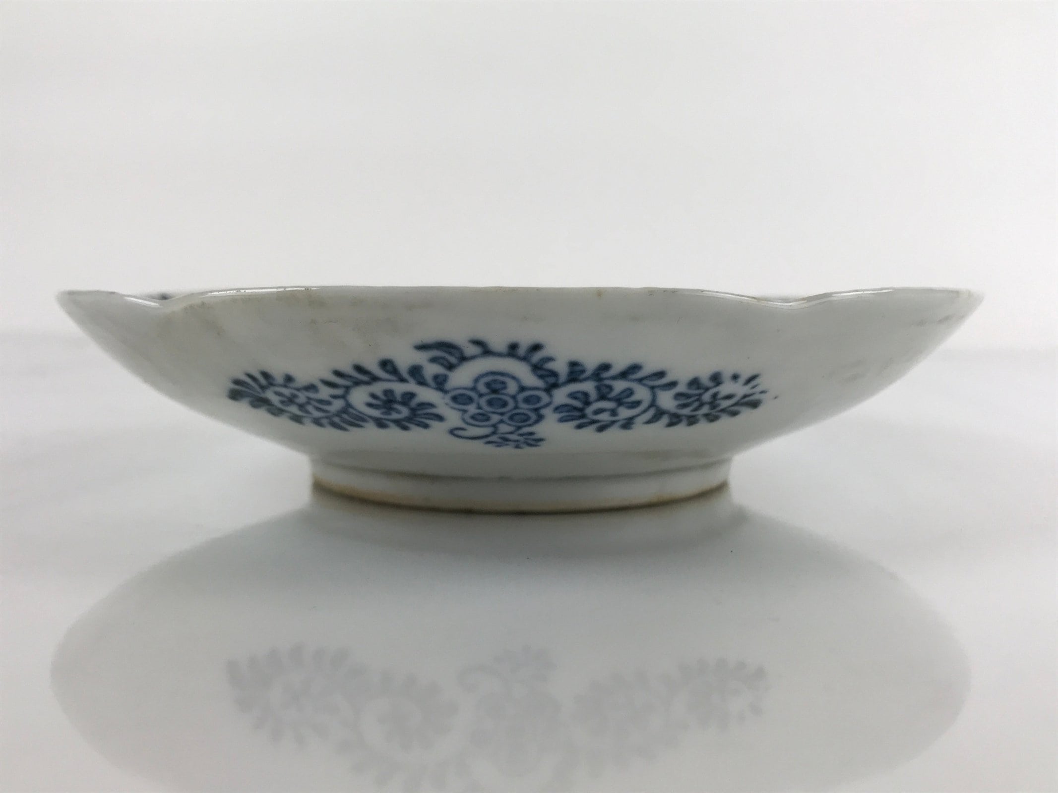 Japanese Porcelain Small Plate Kozara Vtg Sometsuke Peony Botan Blue White PY658