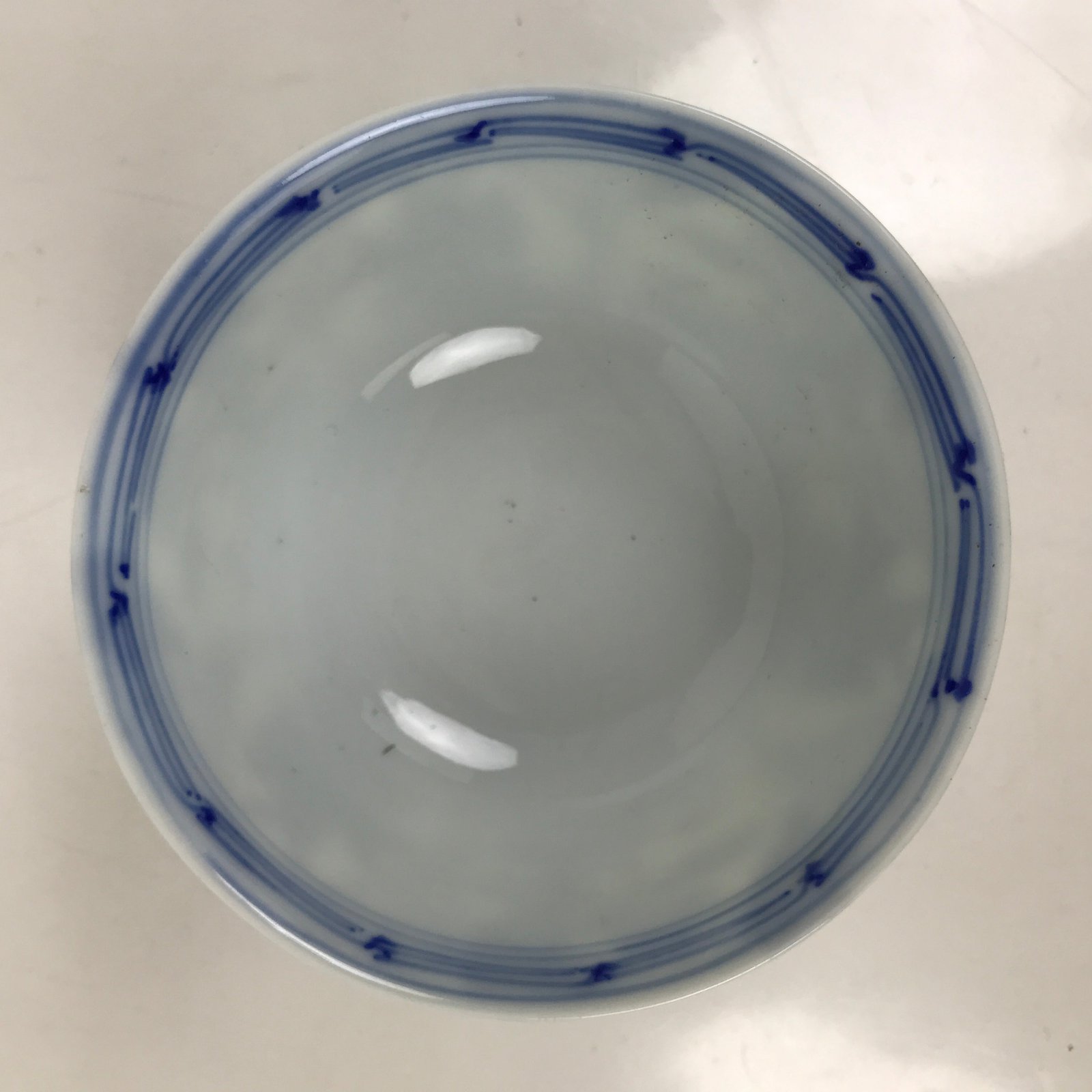 Japanese Porcelain Sometsuke Lidded Bowl Owan Vtg Pottery White Blue Floral Y298