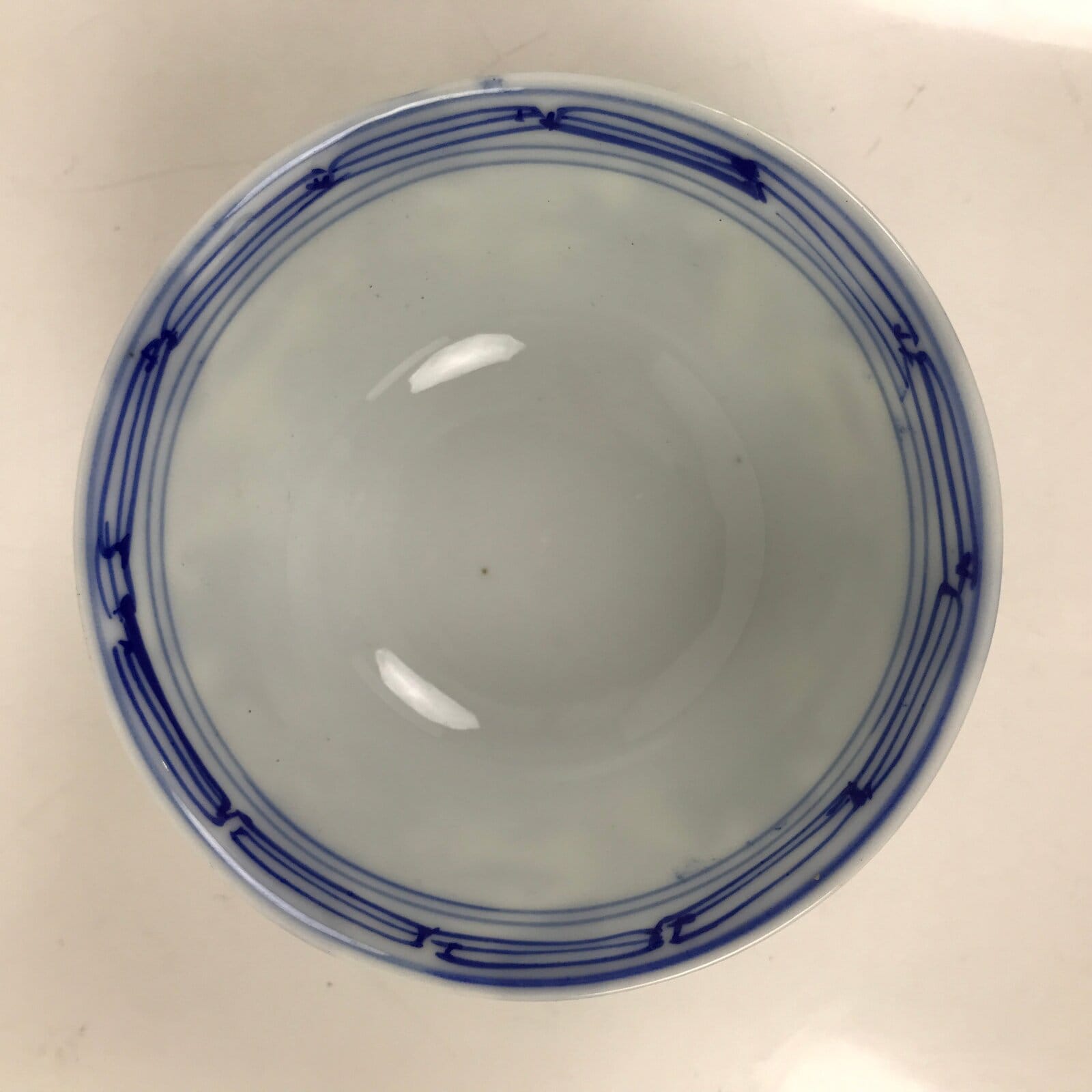 Japanese Porcelain Sometsuke Lidded Bowl Owan Vtg Pottery White Blue Floral Y304