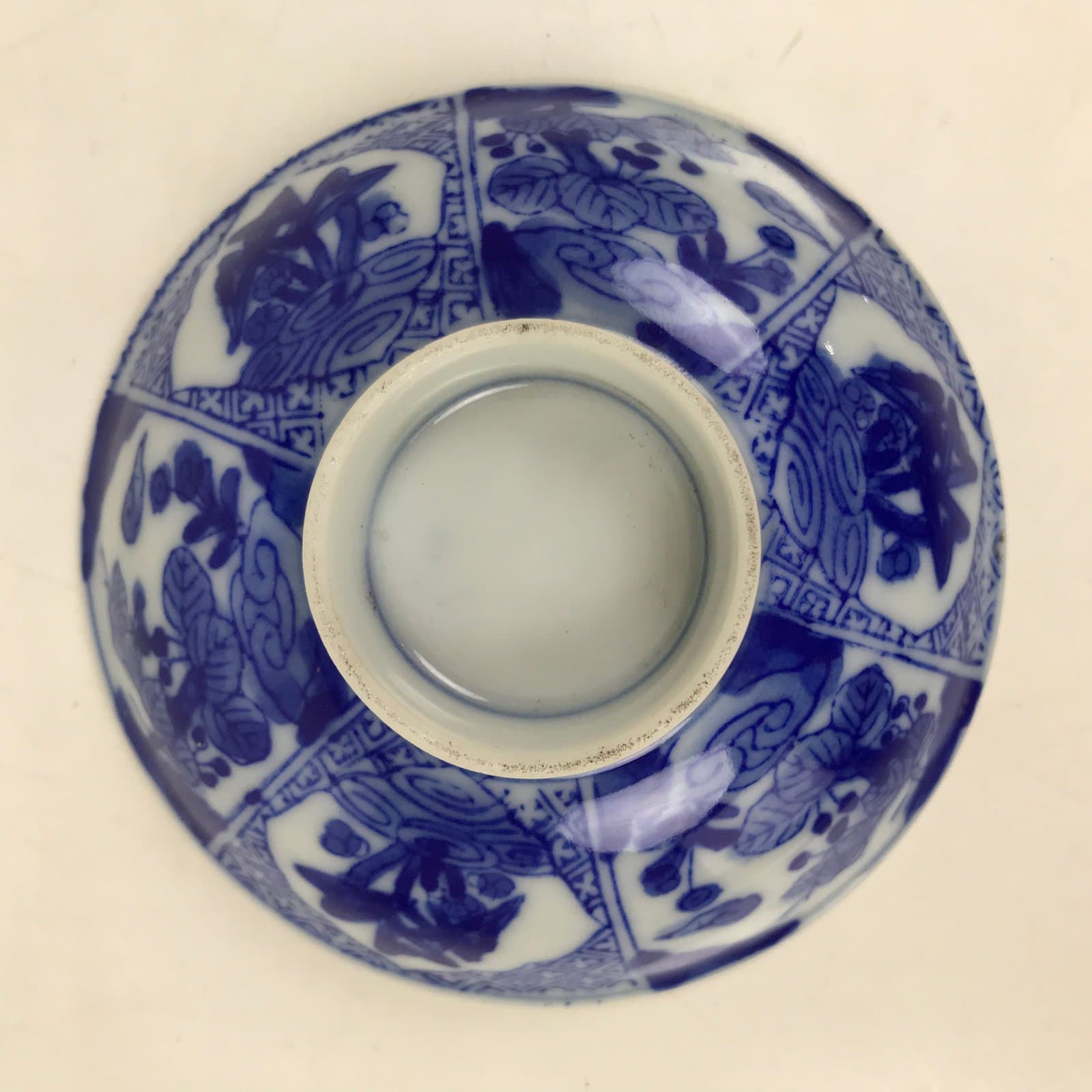 Japanese Porcelain Sometsuke Lidded Bowl Owan Vtg Pottery White Blue Floral Y304