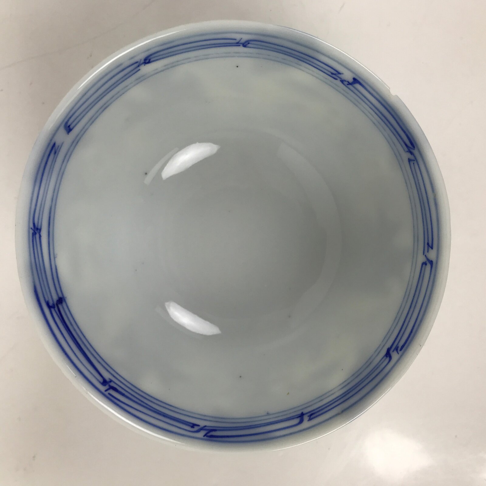 Japanese Porcelain Sometsuke Lidded Bowl Owan Vtg Pottery White Blue Floral Y305