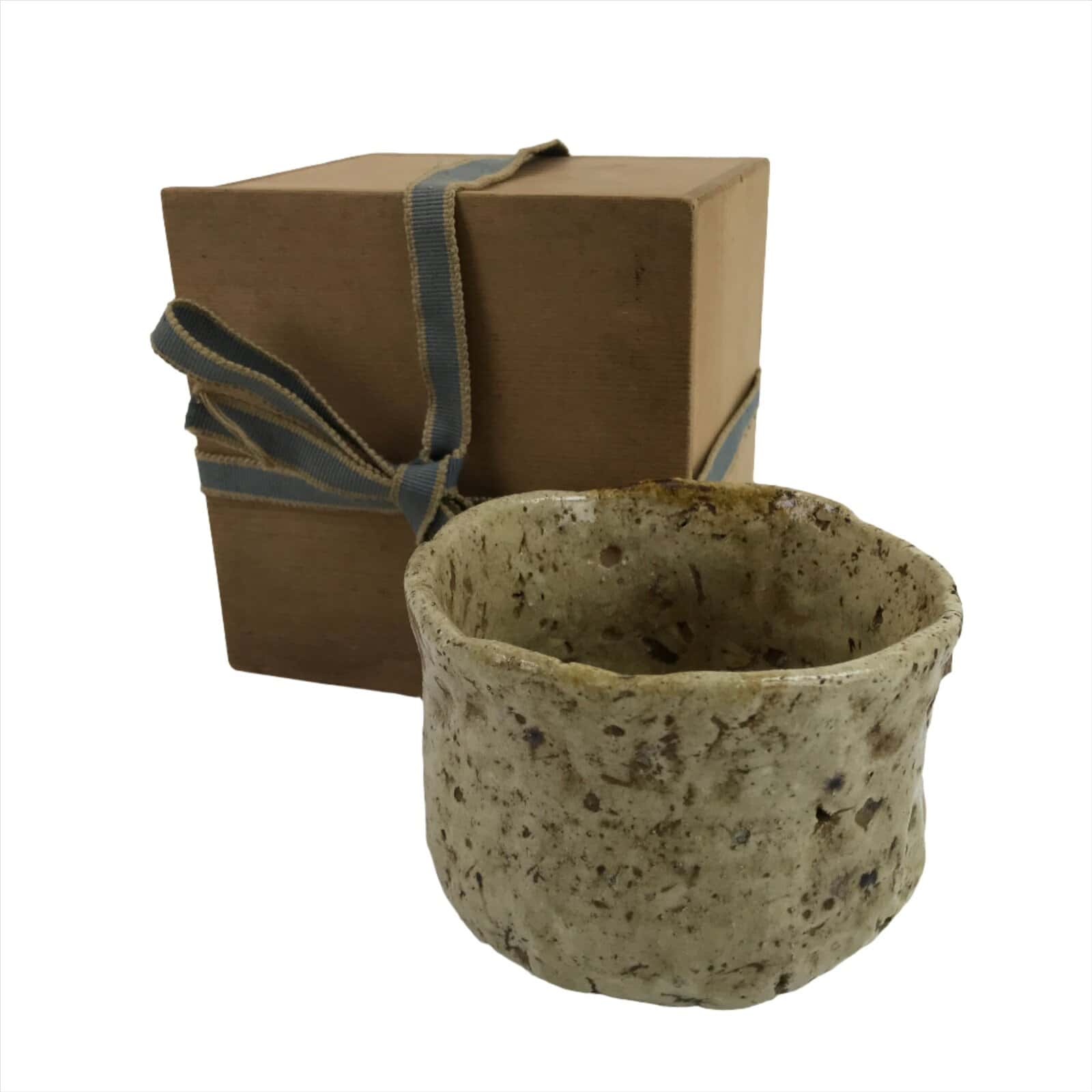 Japanese Pottery Chawan Tea Bowl Vtg Rustic Light Brown W/ Box PX733