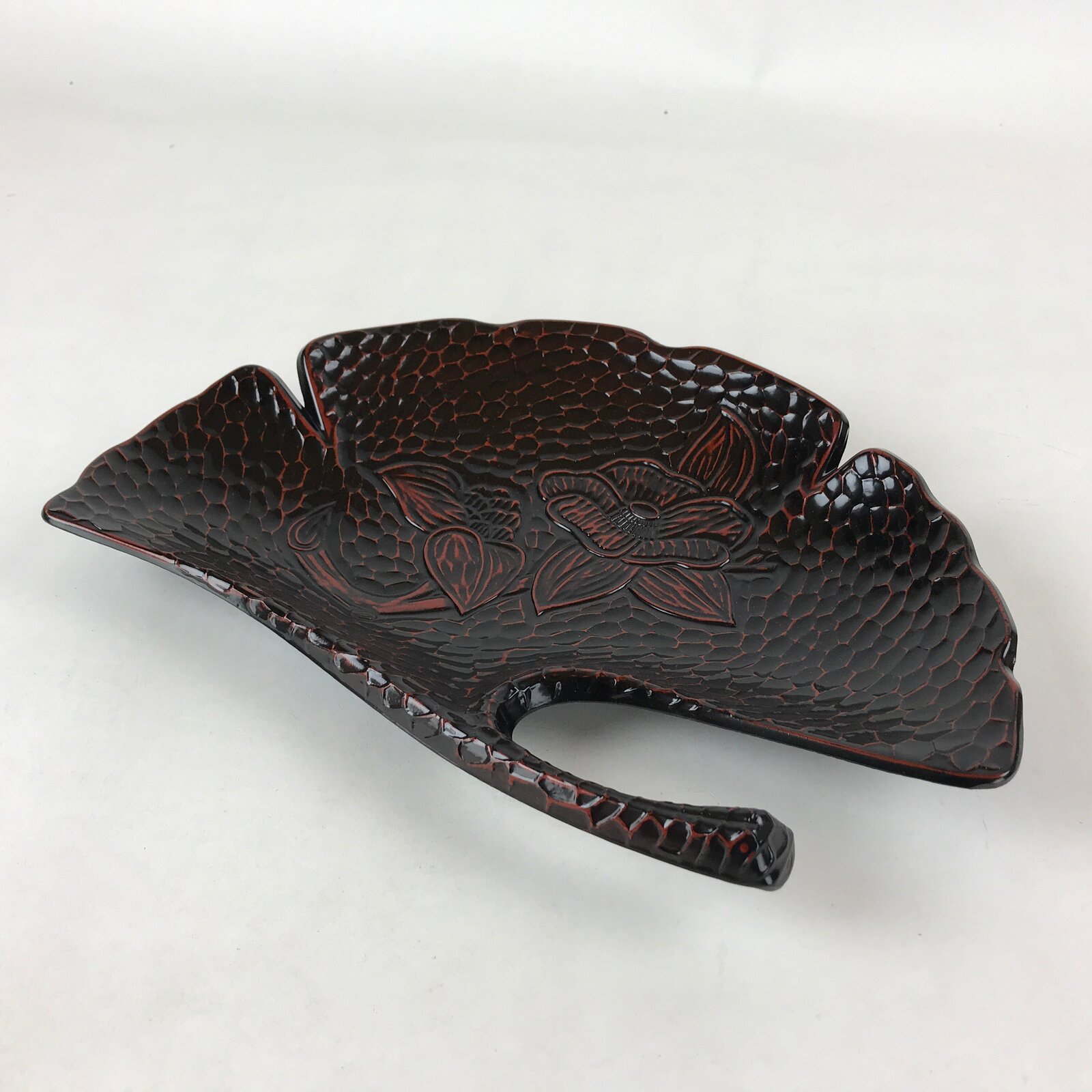 Japanese Resin Lacquer Replica Kashiki Snack Bowl Kamakurabori Ginkgo Leaf L81