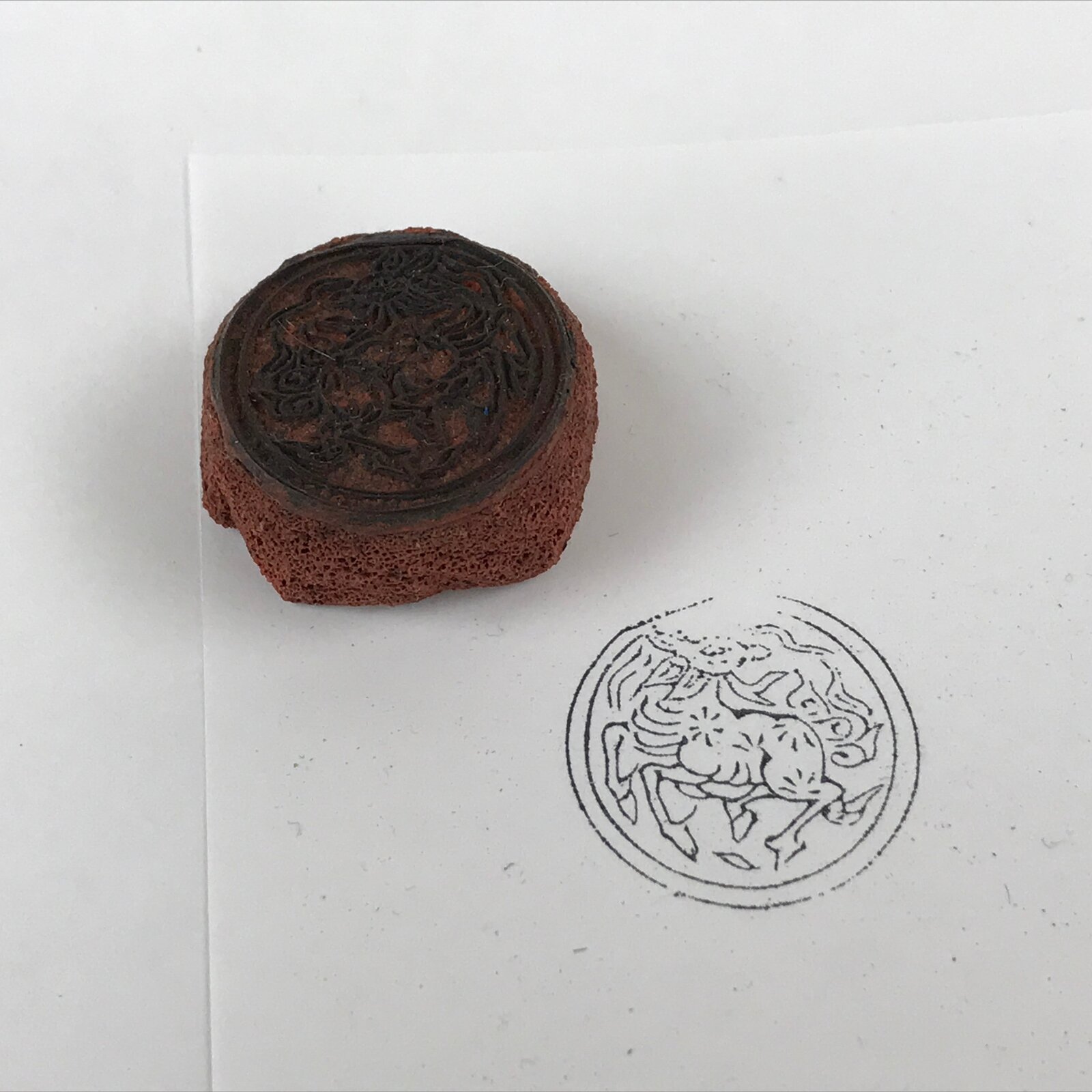 Japanese Rubber Stamp 4 Legs Animal Vtg Circles Sponge Base Stationary HS240