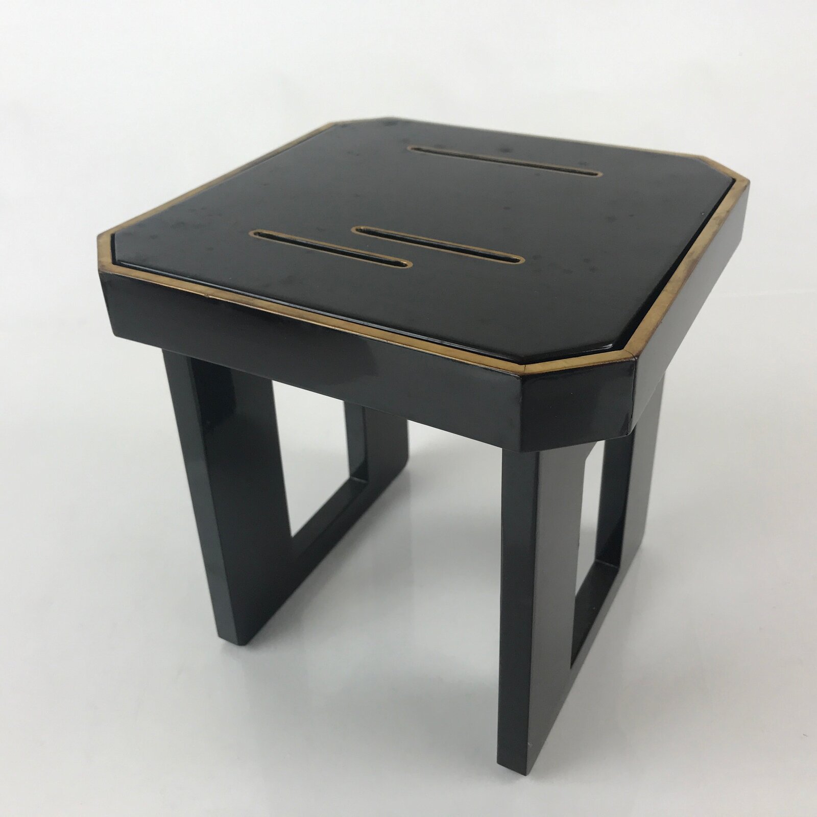 Japanese Sakazuki-Dai Wooden Legged Tray Lacquered Sake Table Vtg Black Gold UR8