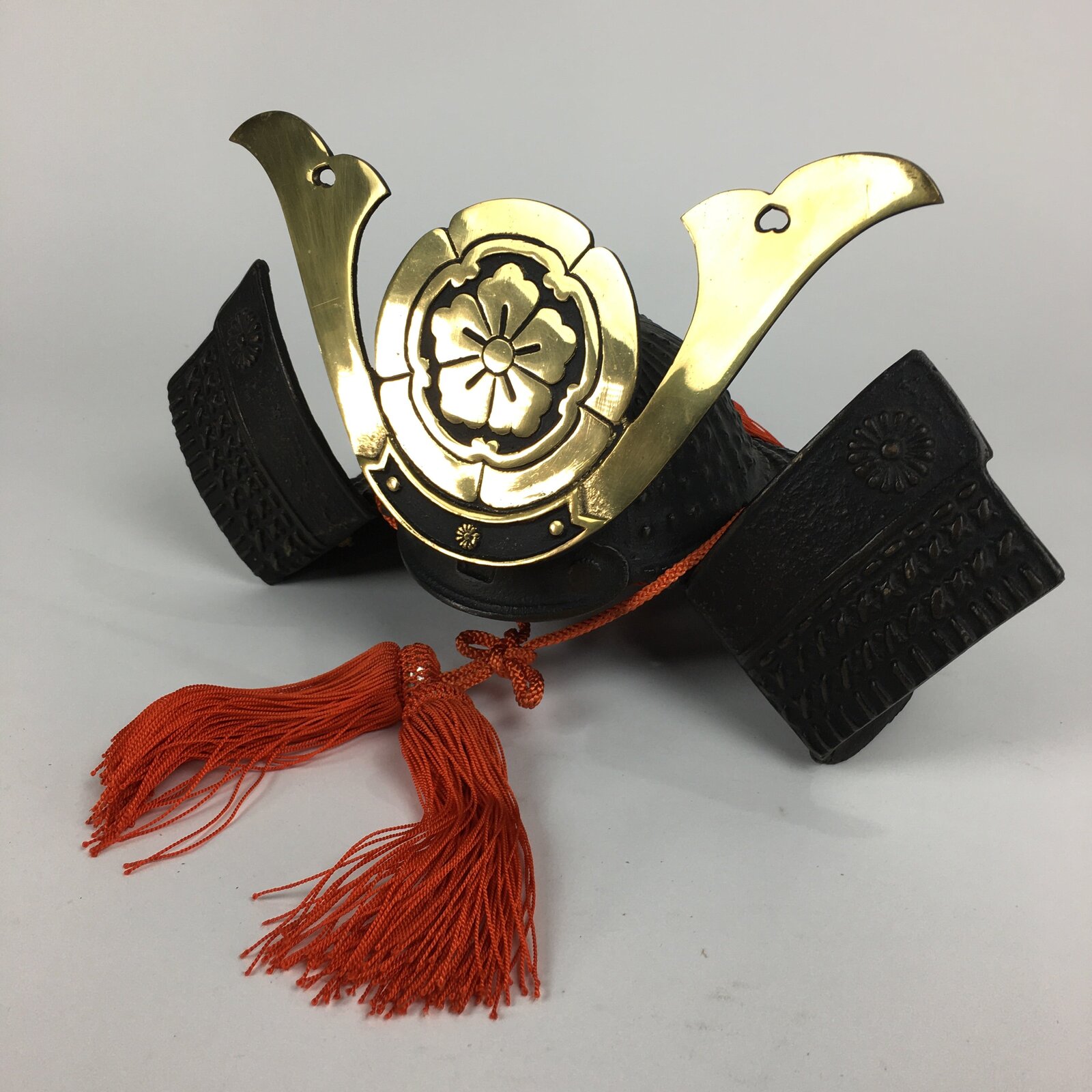 Japanese Samurai Helmet Iron Kabuto Vtg Boy's Festival Armor Yoroi Ningyo ID415