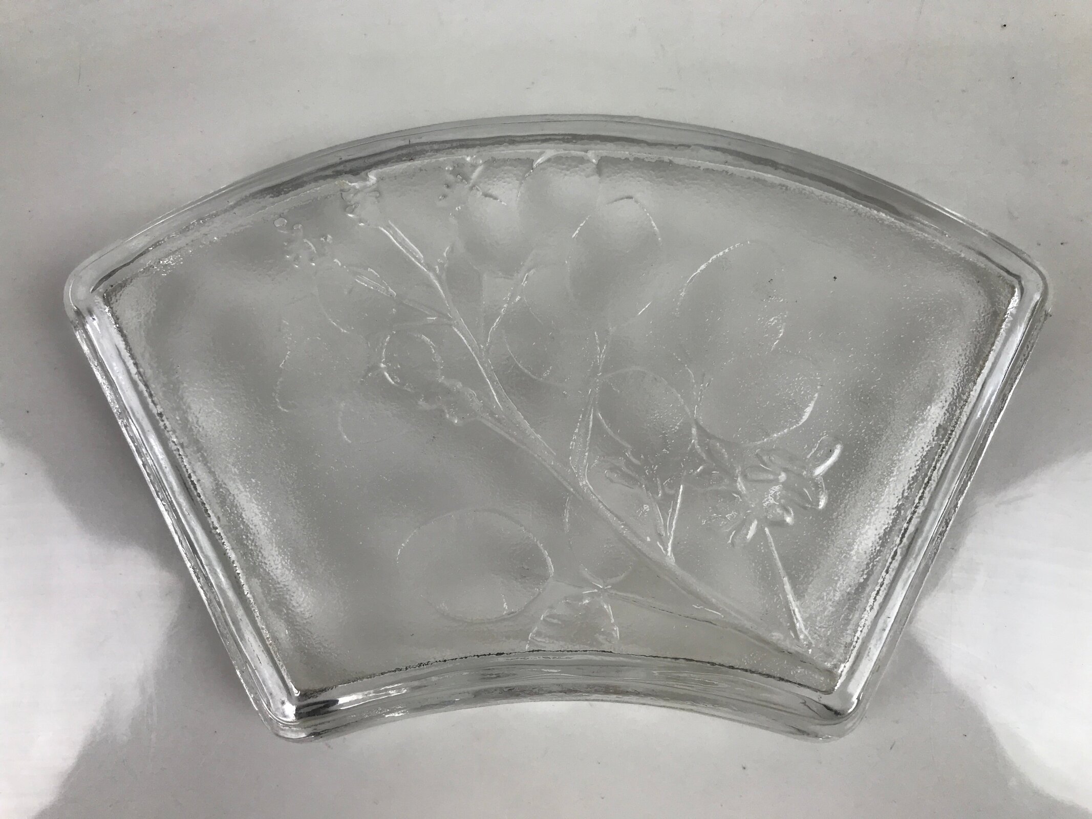 Japanese Sasaki Crystal Glass Sashimi Plate Kozara Vtg Fan Shape Plant Clear Y85