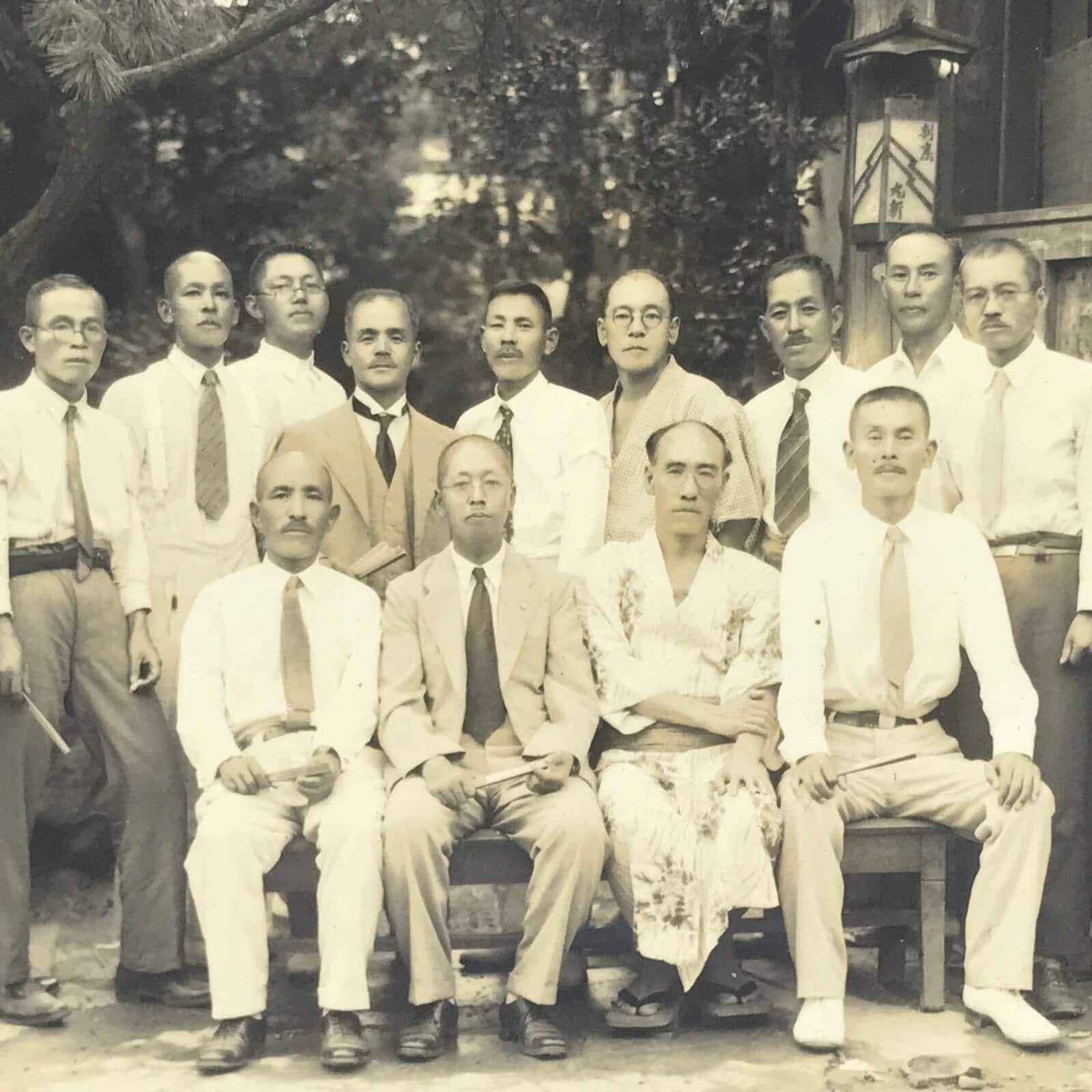 Japanese Showa Company Staff Group Photograph Vtg Suits Yukata Sepia Tone PH149