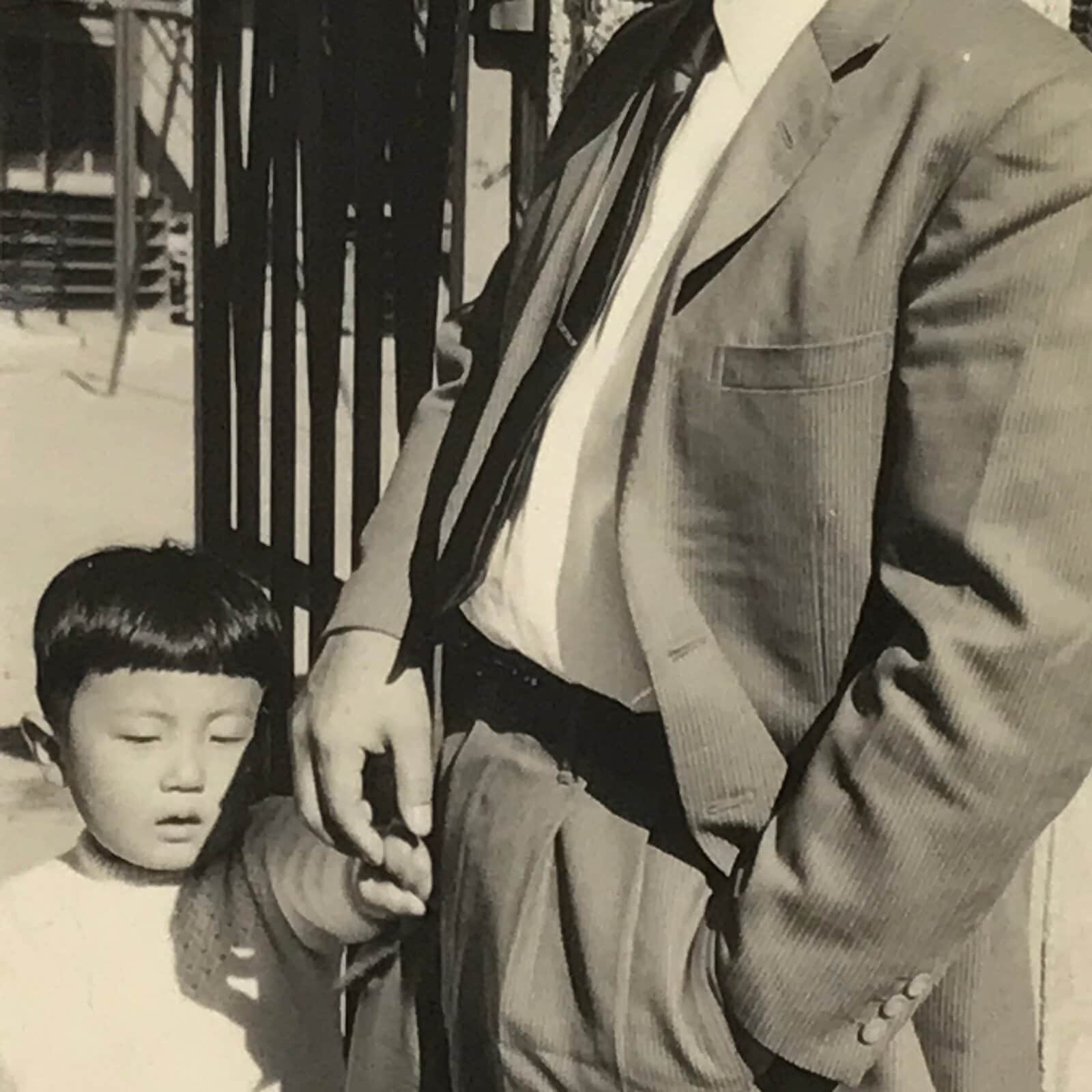 Japanese Showa Era Father Son Photograph Vtg Daily Life Child Black White PH233