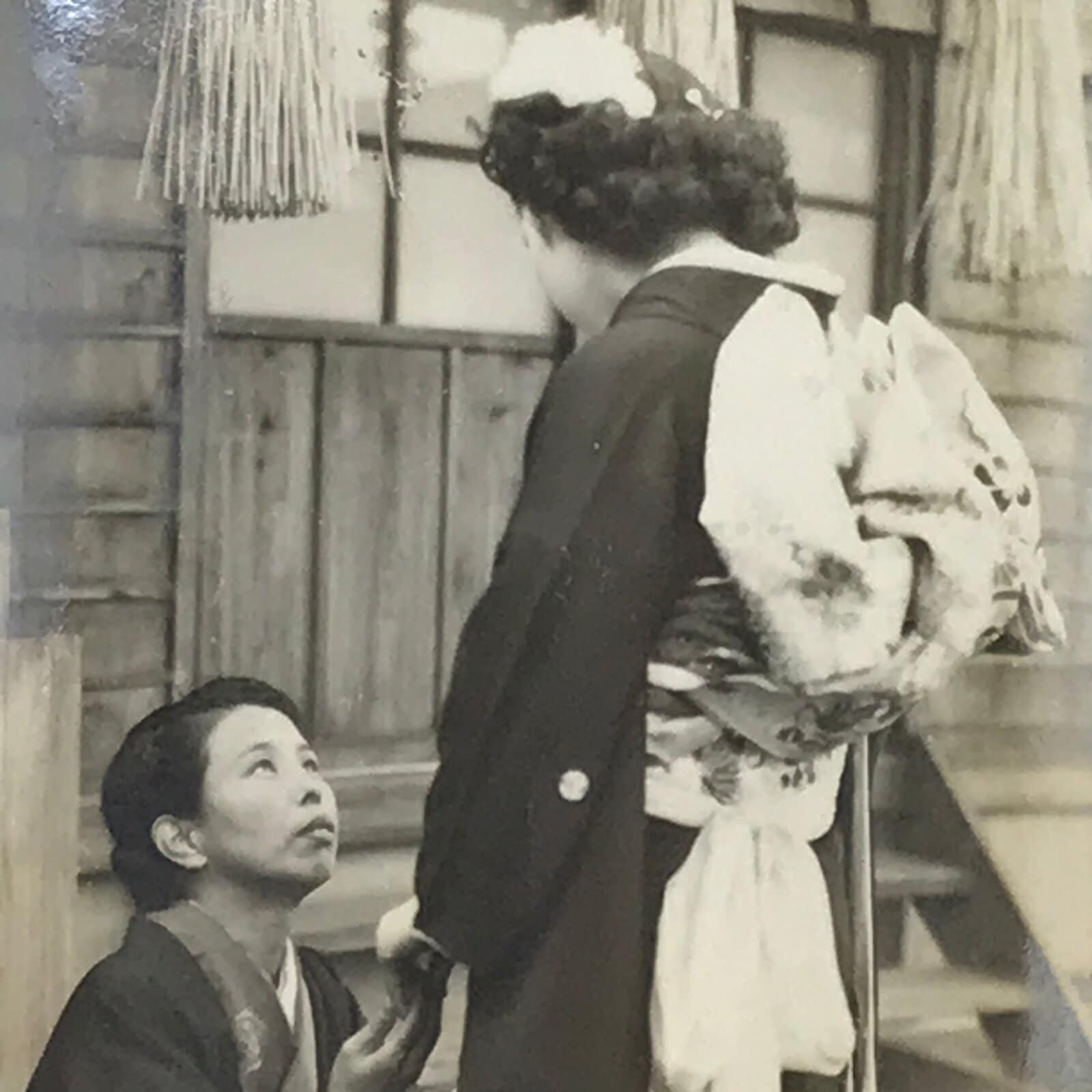 Japanese Showa Kimono Women Portrait Photograph Vtg Daily Life Black White PH256