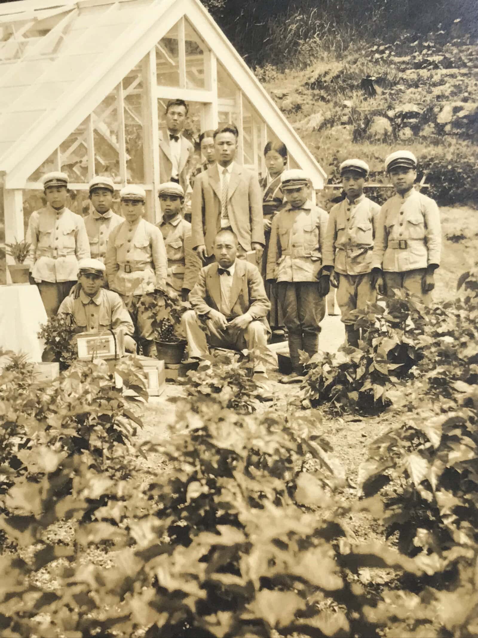 Japanese Showa School Boys Group Photograph Vtg Daily Life Gardening Sepia PH82
