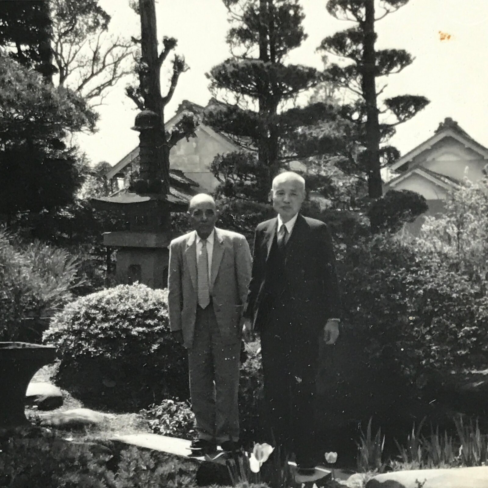 Japanese Showa Traditional Garden Photograph Vtg Suited Men Black White PH204