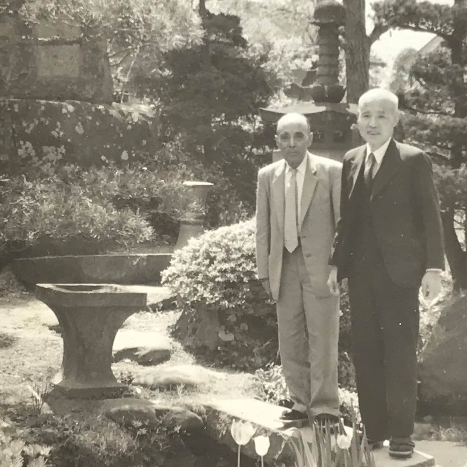 Japanese Showa Traditional Garden Photograph Vtg Suited Men Black White PH210