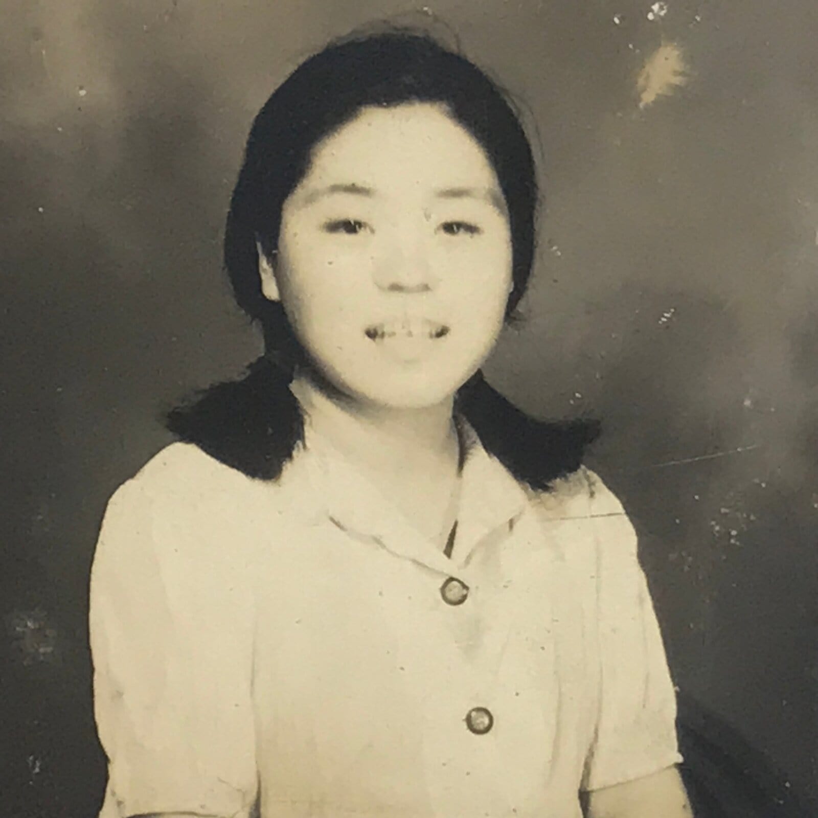 Japanese Showa Young Woman Posed Portrait Photograph Vtg Smile Black White PH271