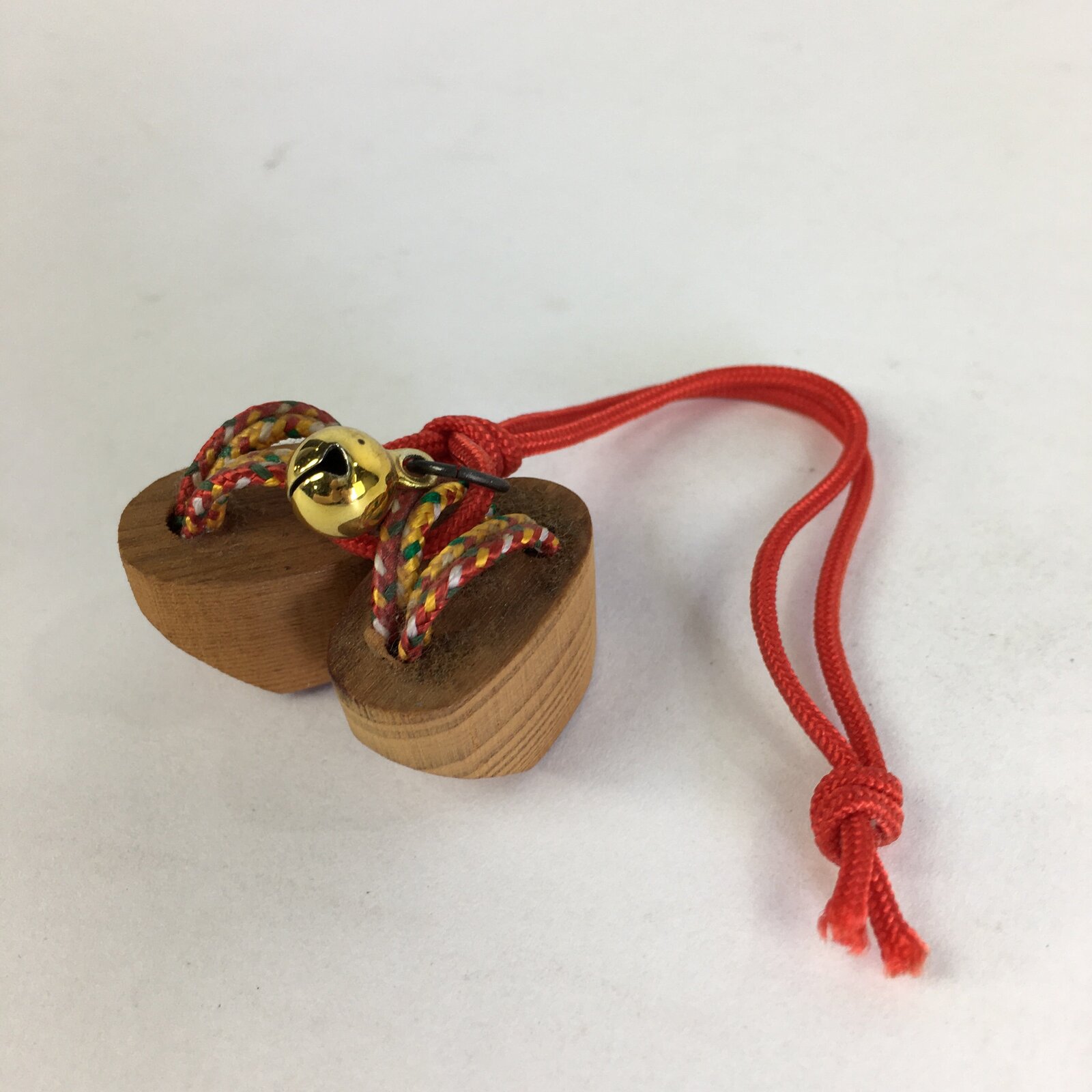 Japanese Small Wood Figurine Vtg Woodcraft Wooden Clogs Strap JK319