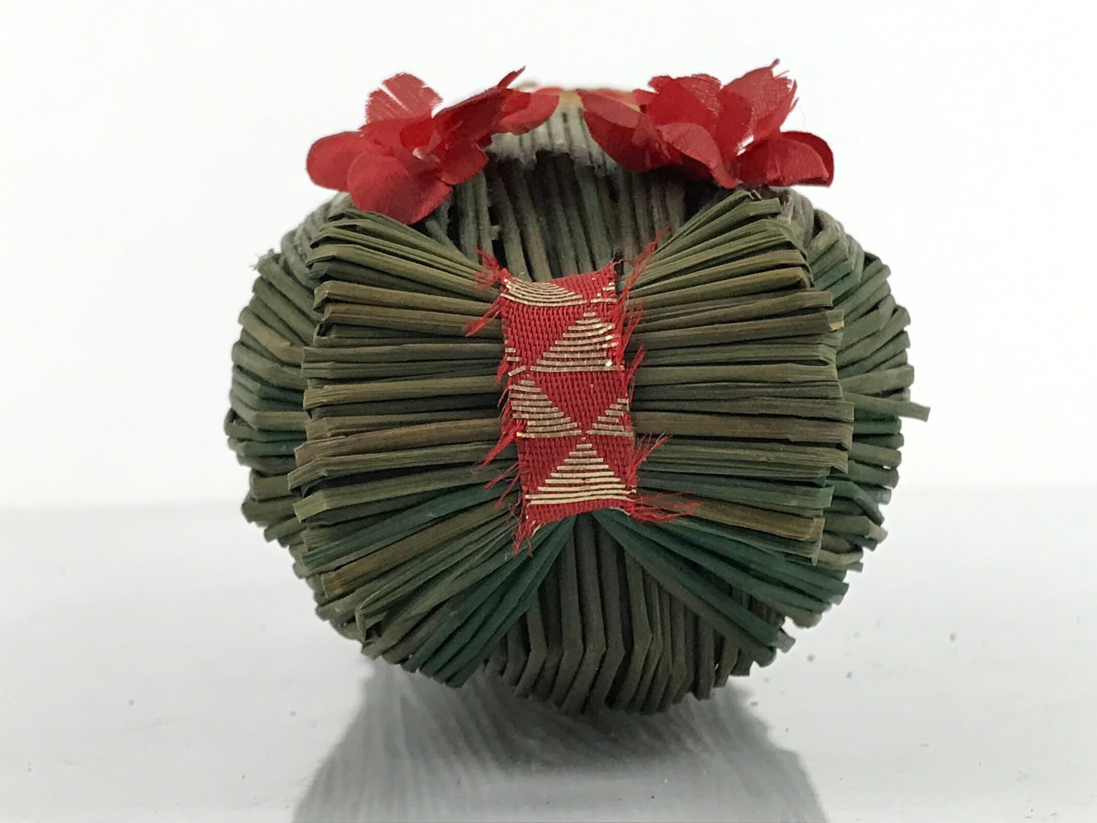 Japanese Straw Kokeshi Doll Figure Vtg Traditional Handmade Toy Flowers KF700