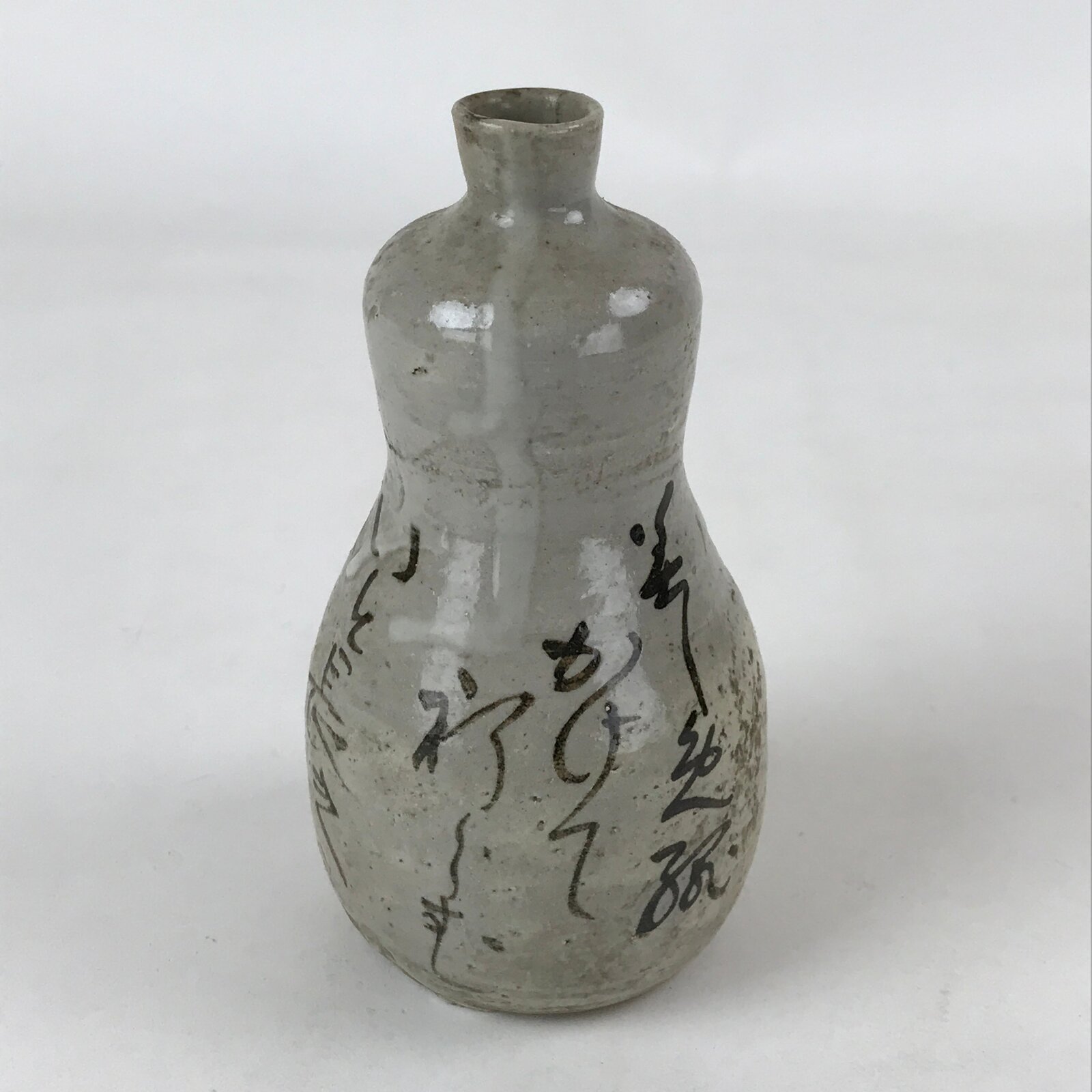 Japanese Tokkuri Sake Bottle Ceramic Vtg Gray Black Ideograms Poem TS589