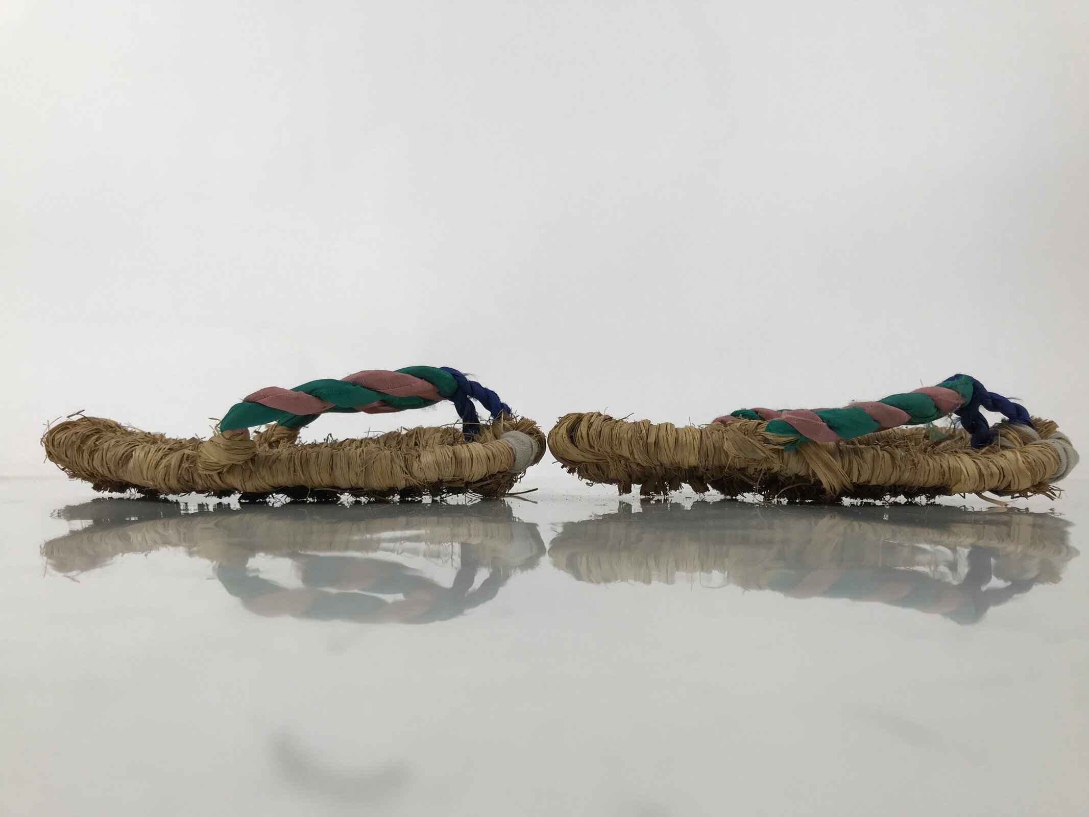 Japanese Traditional Footwear Warazori Rice Straw Sandals Vtg Woven Waraji JK869