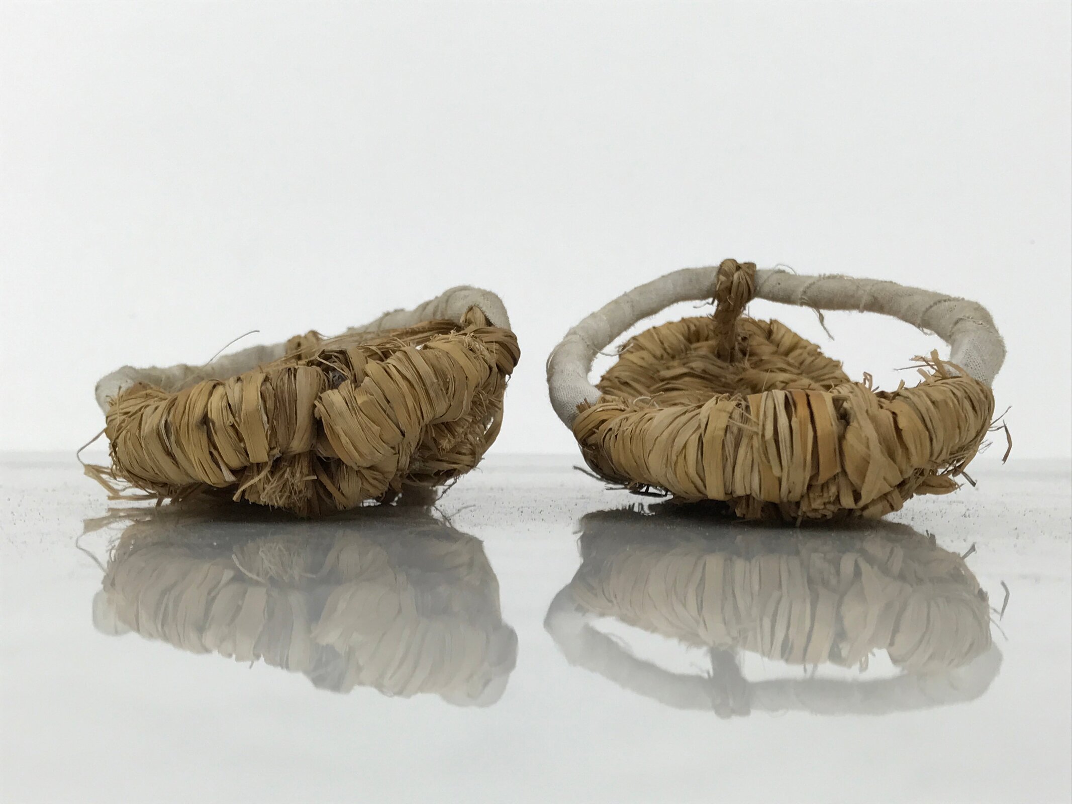 Japanese Traditional Footwear Warazori Rice Straw Sandals Vtg Woven Waraji JK922