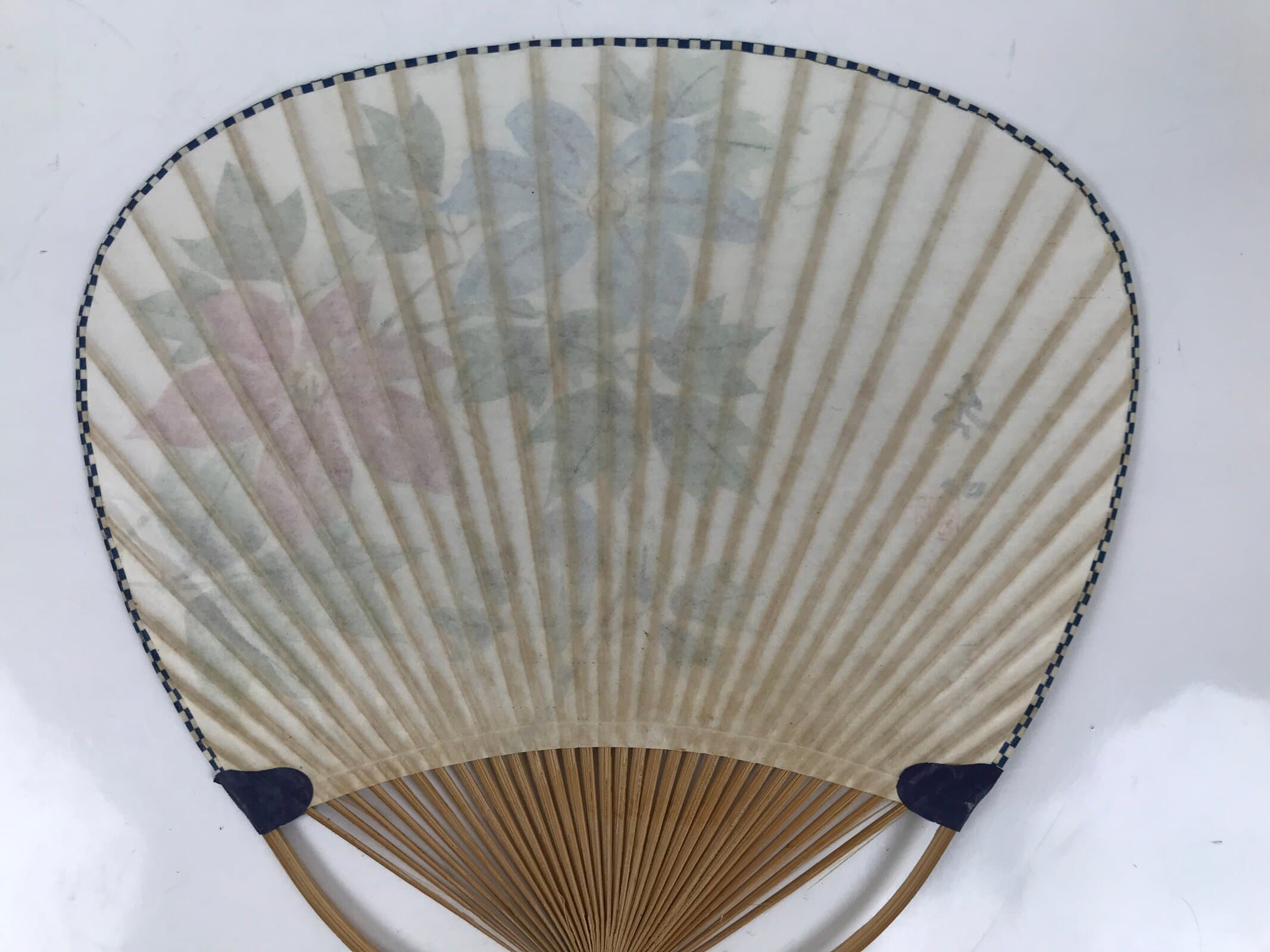 Japanese Washi Paper Fan Uchiwa Bamboo Frame Vtg Red Blue Flowers Karakusa U187