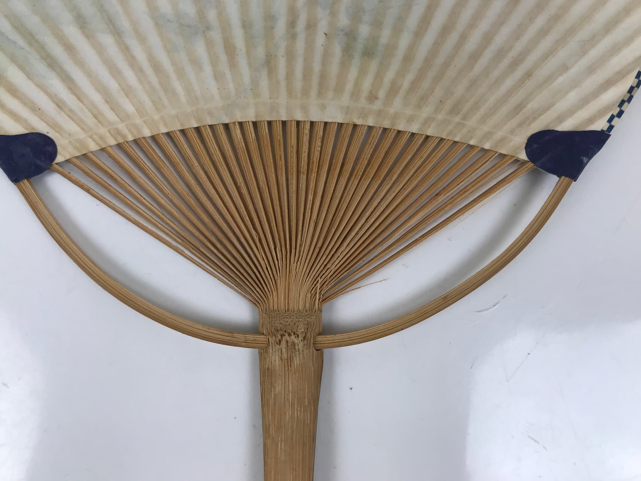 Japanese Washi Paper Fan Uchiwa Bamboo Frame Vtg Red Blue Flowers Karakusa U187