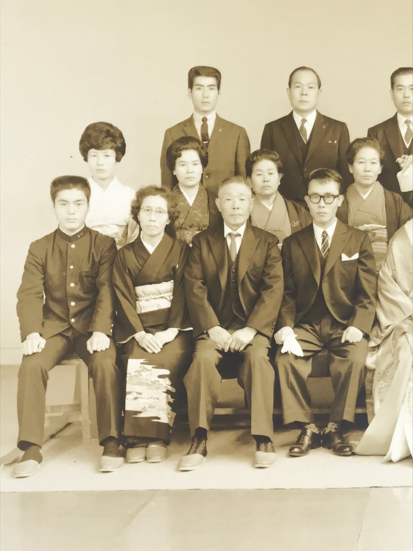 Japanese Wedding Photograph Vtg Kimono Bride Groom Family Showa Sepia Tone PH12