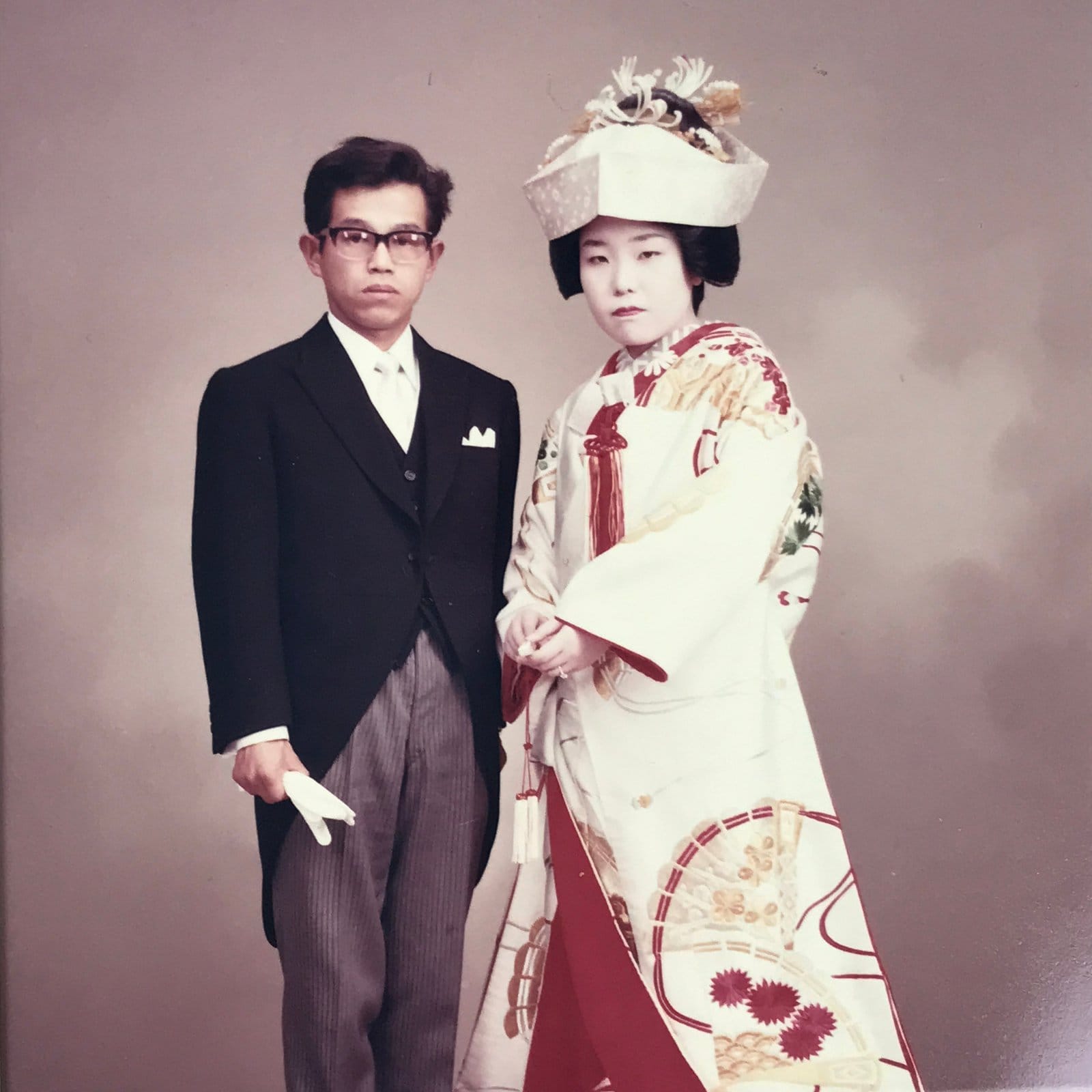 Japanese Wedding Photograph Vtg Traditional Kimono Bride Groom Showa Color PH7
