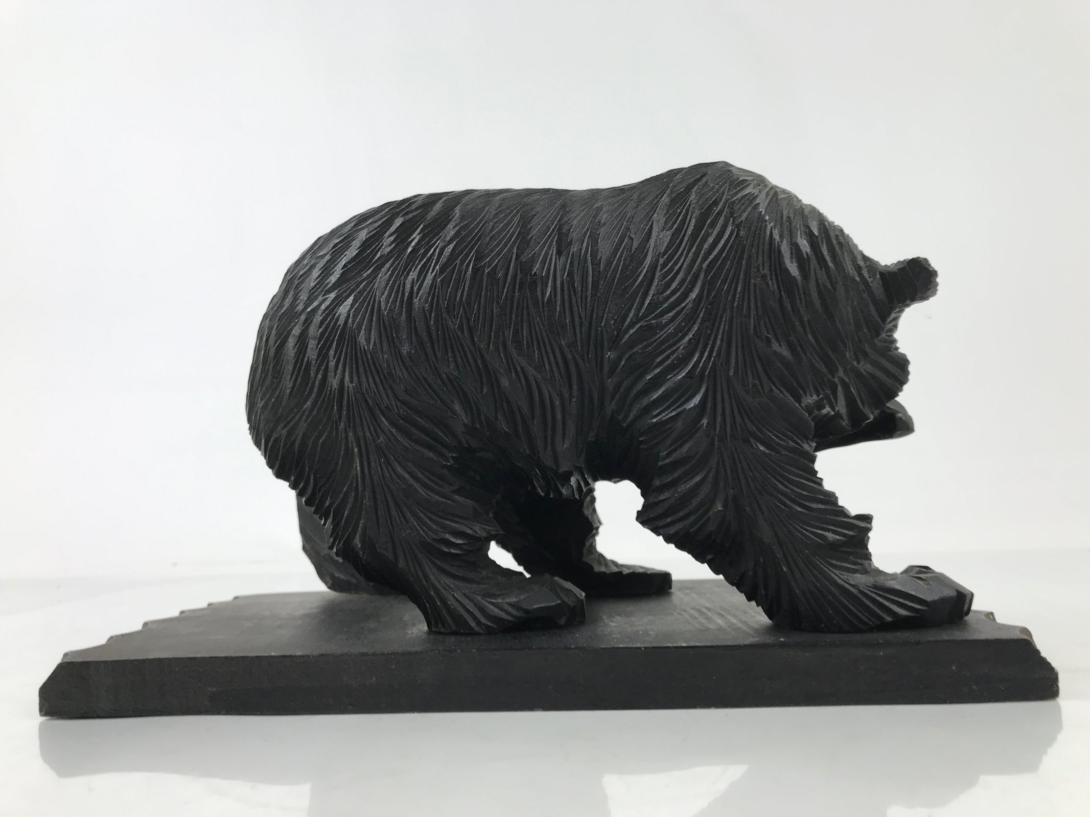 Japanese Wood Carved Ainu Bear Statue Vtg Sculpture Hokkaido Brown Stand AB115