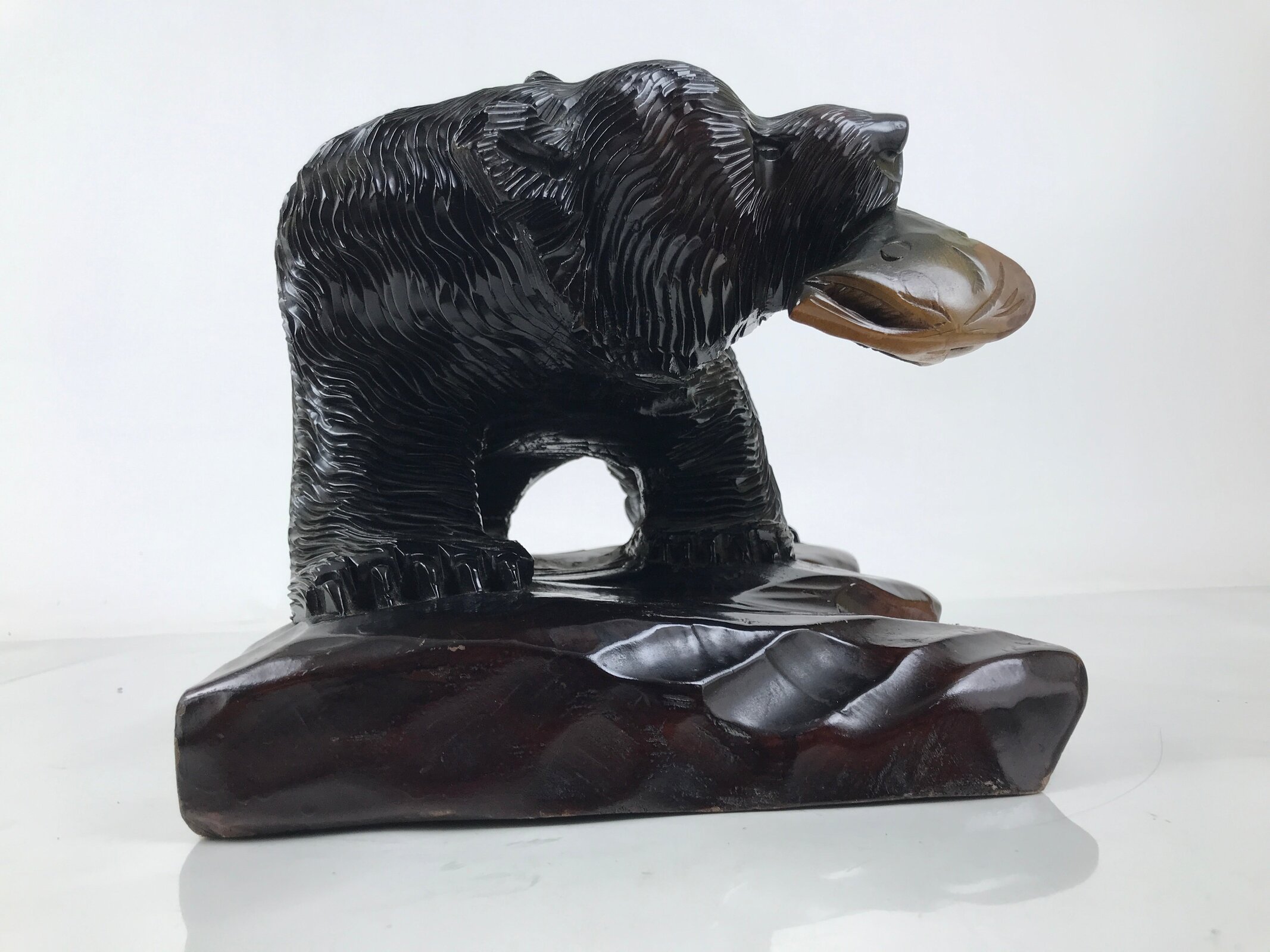 Japanese Wood Carved Ainu Bear Statue Vtg Sculpture Hokkaido Brown Stand AB116