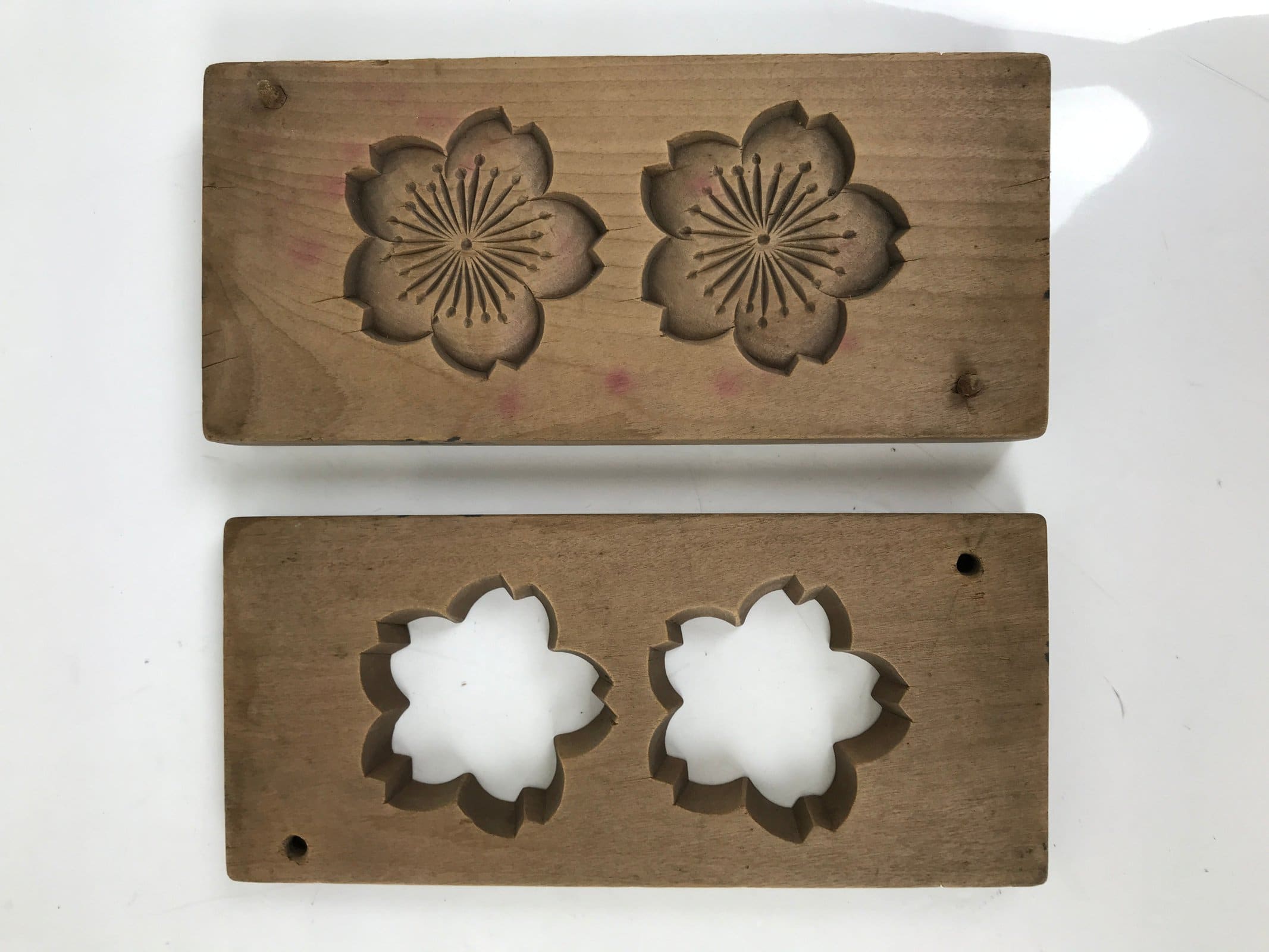 Japanese Wood Carved Kashigata Cake Mold Vtg Sweet Wagashi Cherry Blossoms Kg710